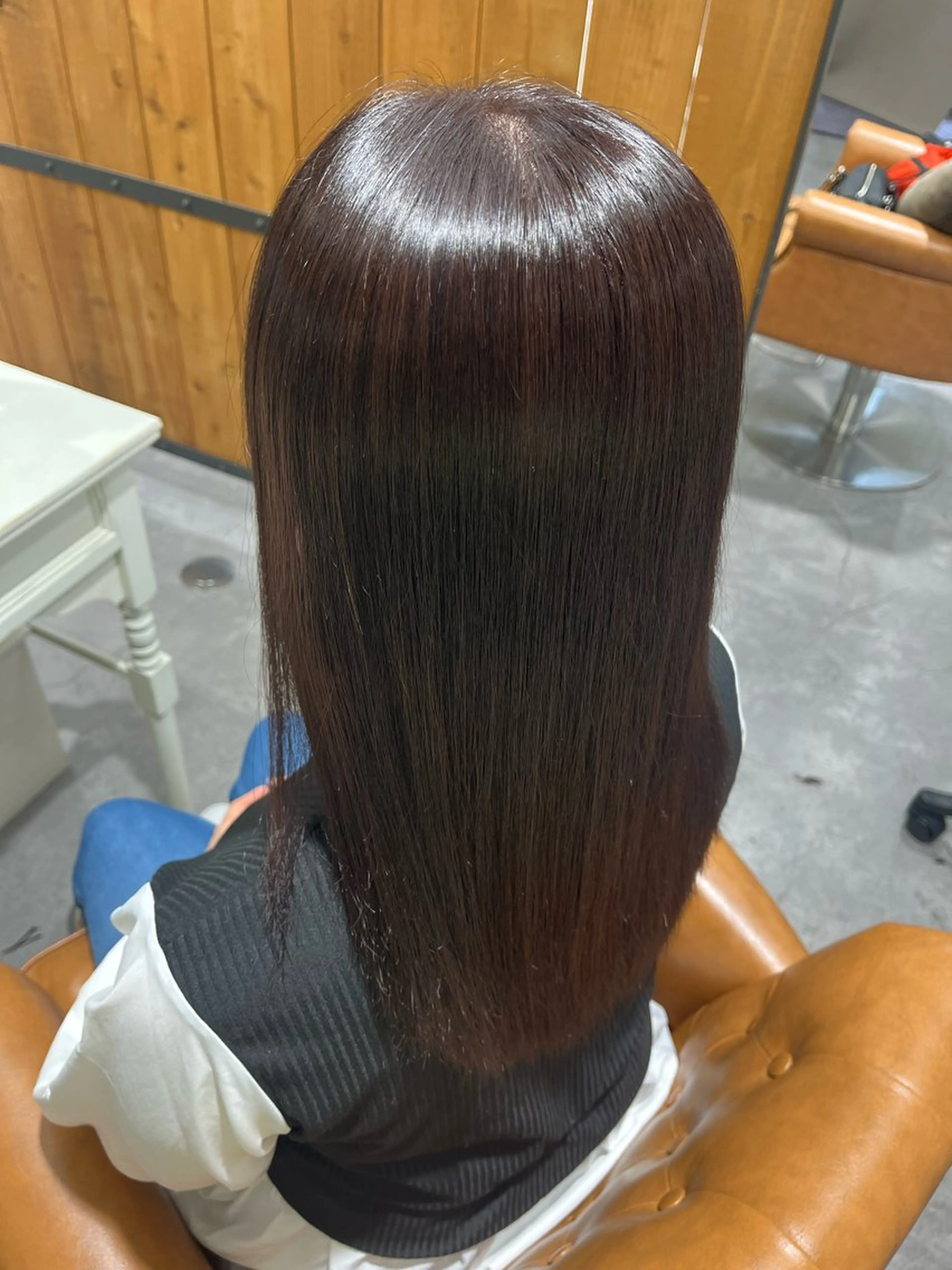 セミロング カラー パーマ ブラウンカラー 髪質改善 縮毛矯正 堀越 エリのヘアスタイル