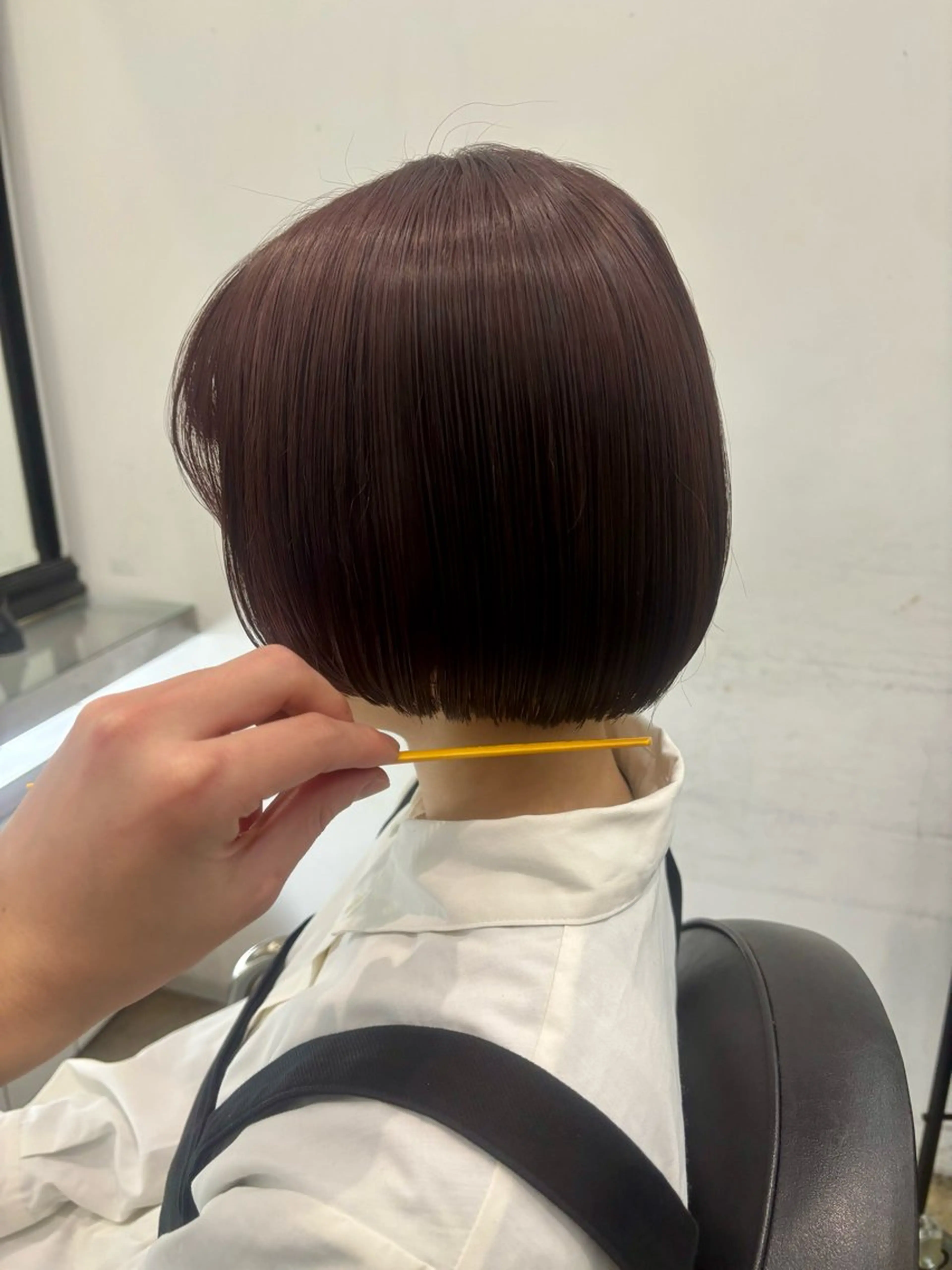 ショート カラー ベージュカラー ブリーチ ブラウンカラー ブラウンベージュ 透明感カラー カット ヘアカラー トリートメント YUTO歴9年 ベージュの透明感得意のヘアスタイル