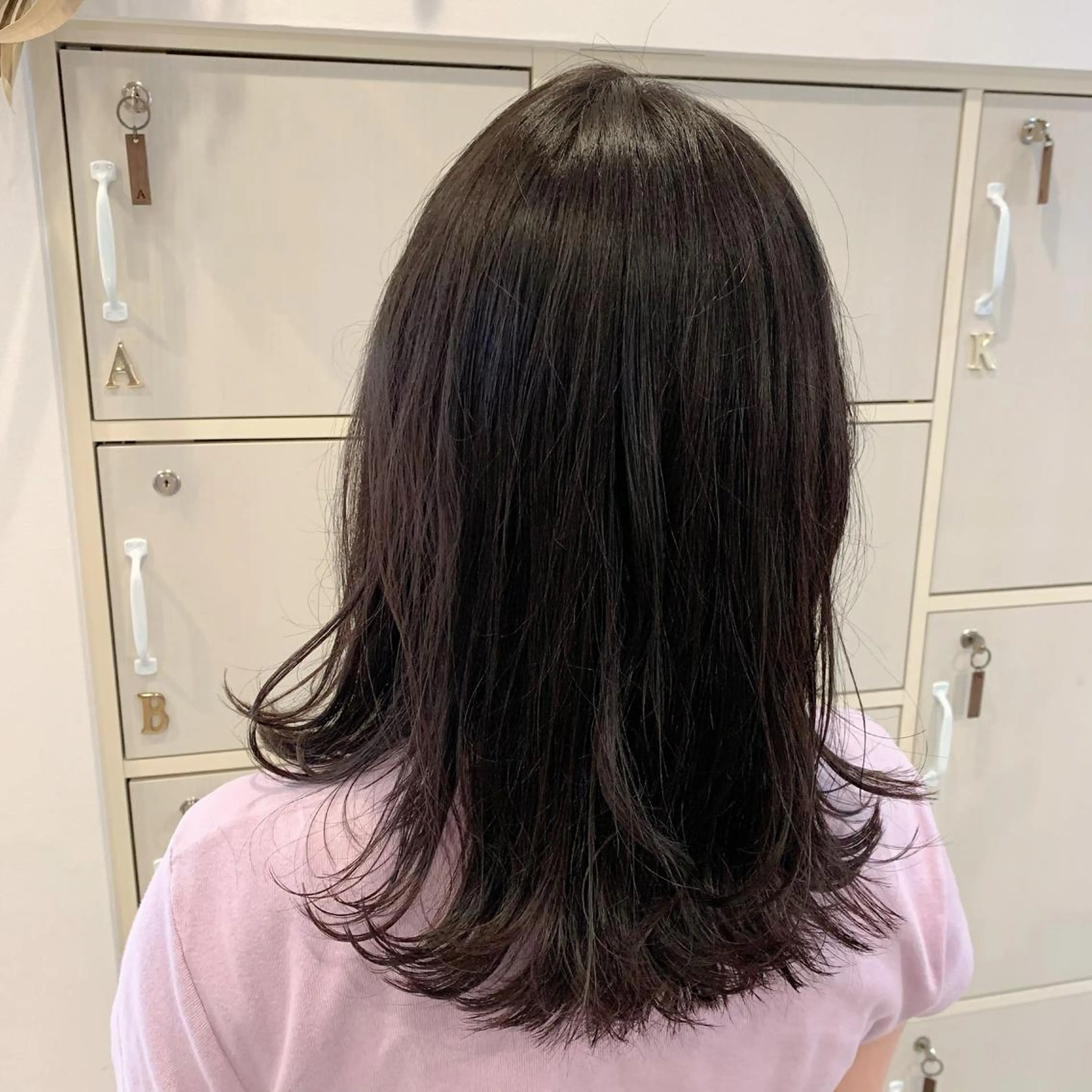 ミディアム cher. 新井瑞希のヘアスタイル