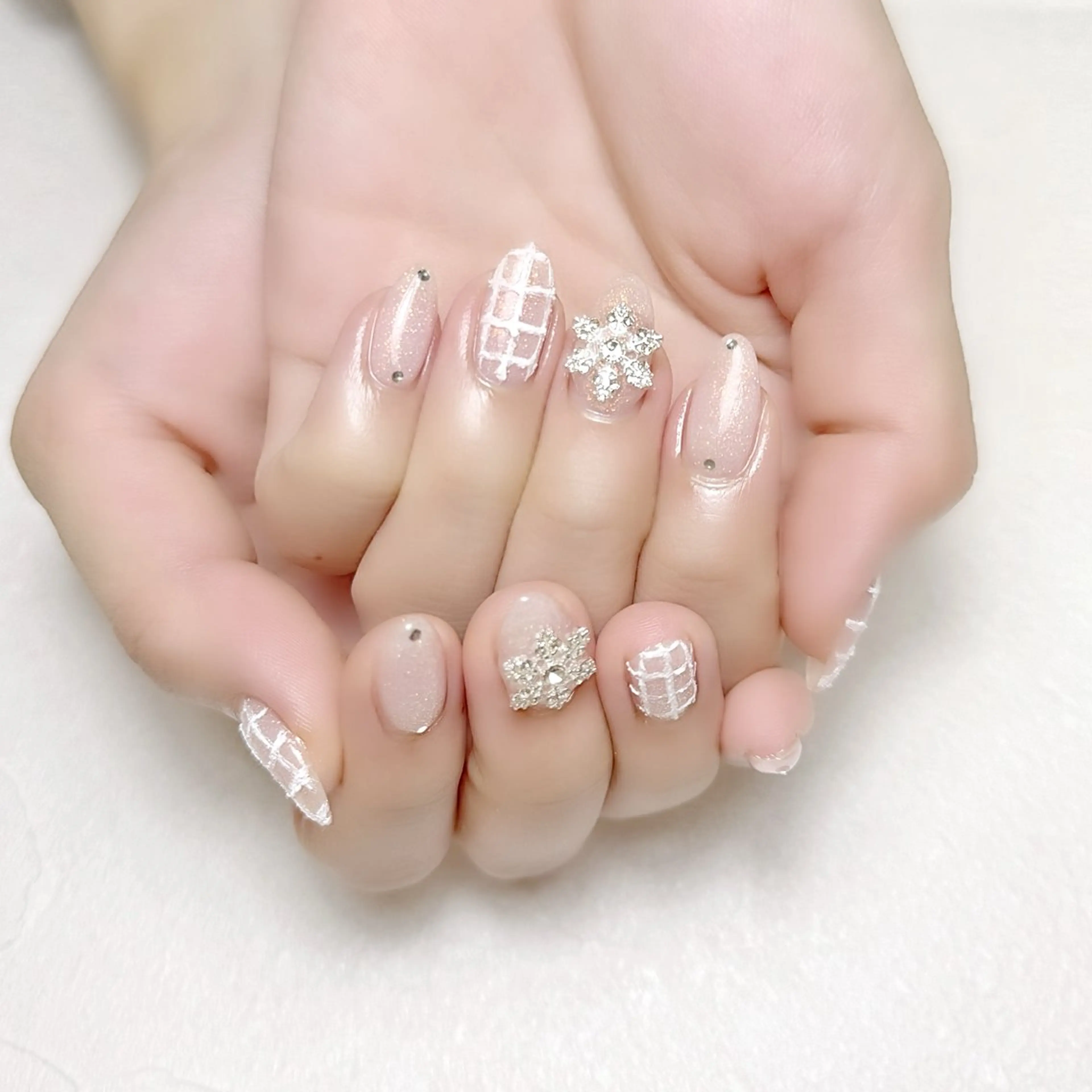 ネイル ジェルネイル 韓国ネイル ラメ(グリッター) ピンク ワンホンネイル rouse nail RISATOのネイルデザイン