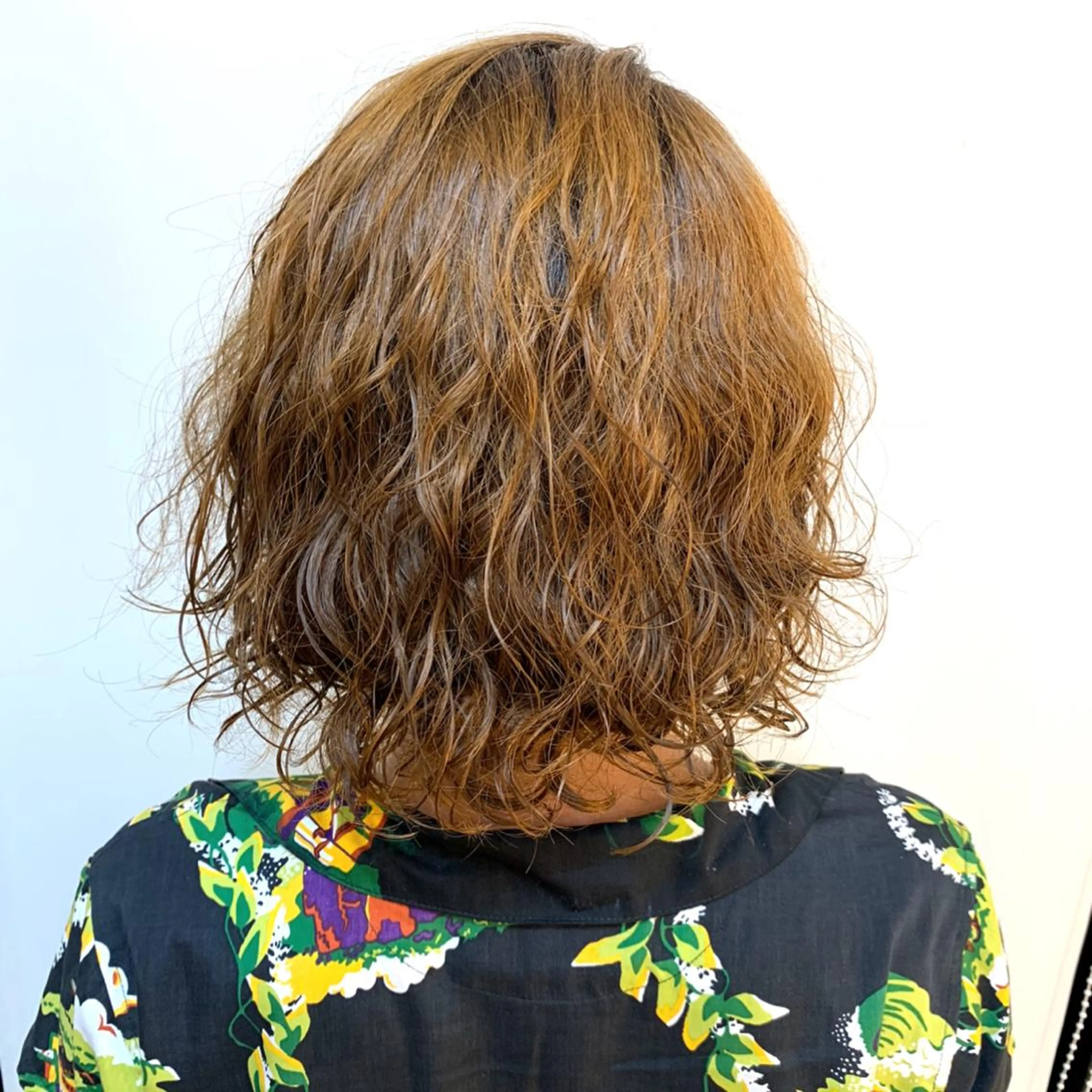 ミディアム パーマ 🫧ウルフカット/ 畑中結衣🫧のヘアスタイル