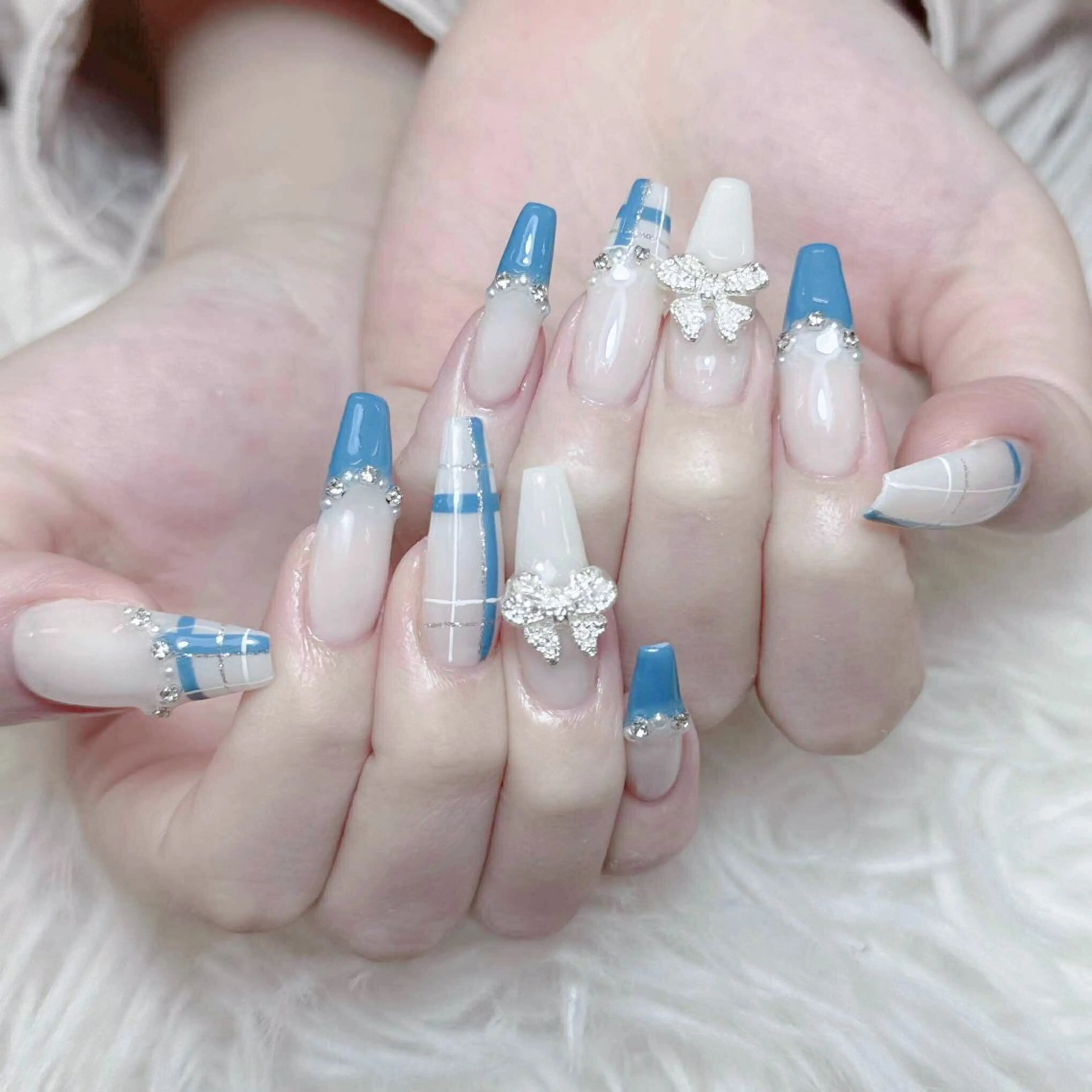 ネイル チークネイル 長さ出し フットネイル マグネットネイル 持ち込み ハンドネイル ANH NAIL ゴテゴテ専門店💎のネイルデザイン