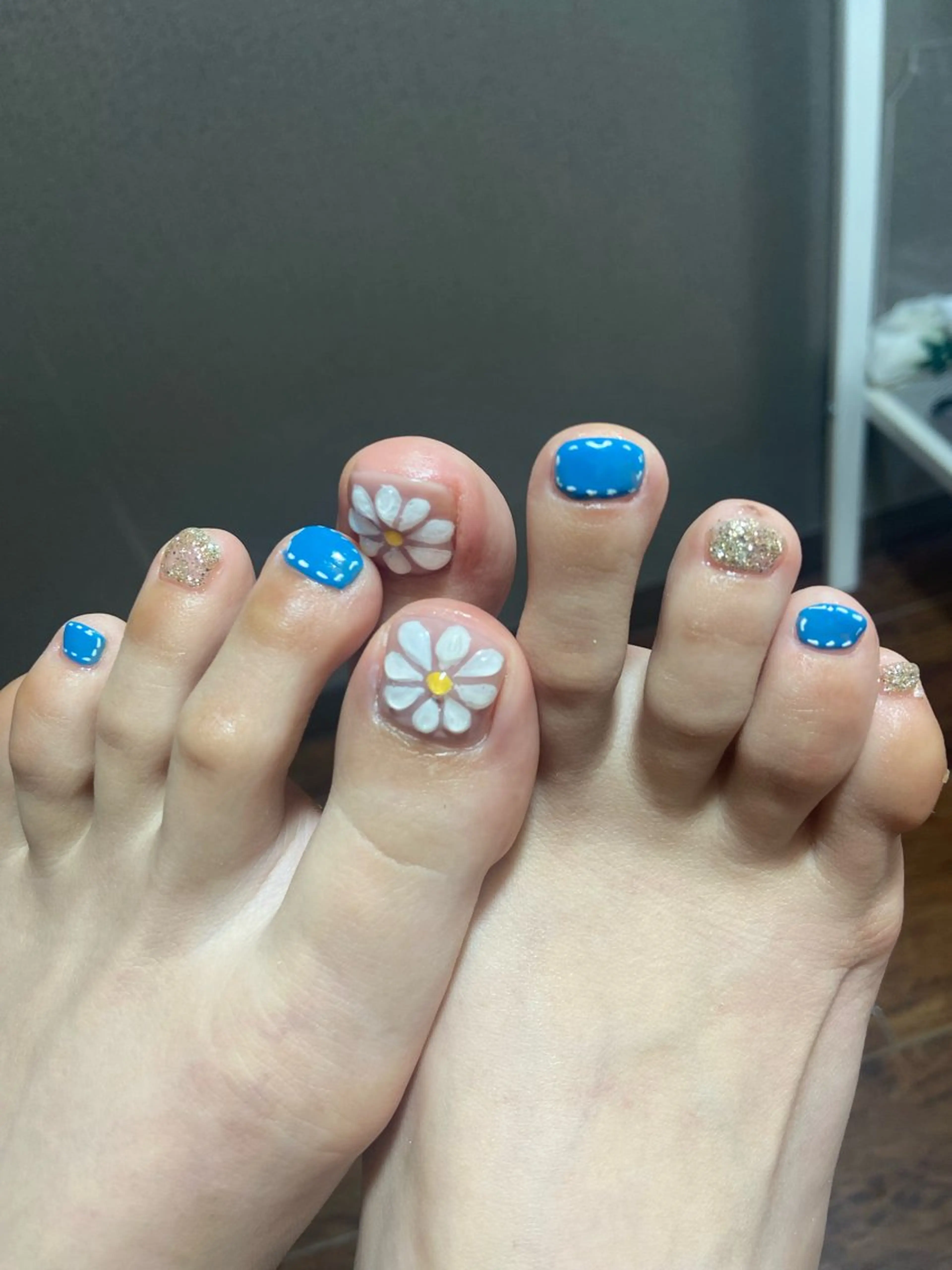 ネイル フラワーネイル フットネイル 持ち込み ぷっくりネイル Lulu charisu所属・lulucharis nailのネイルデザイン