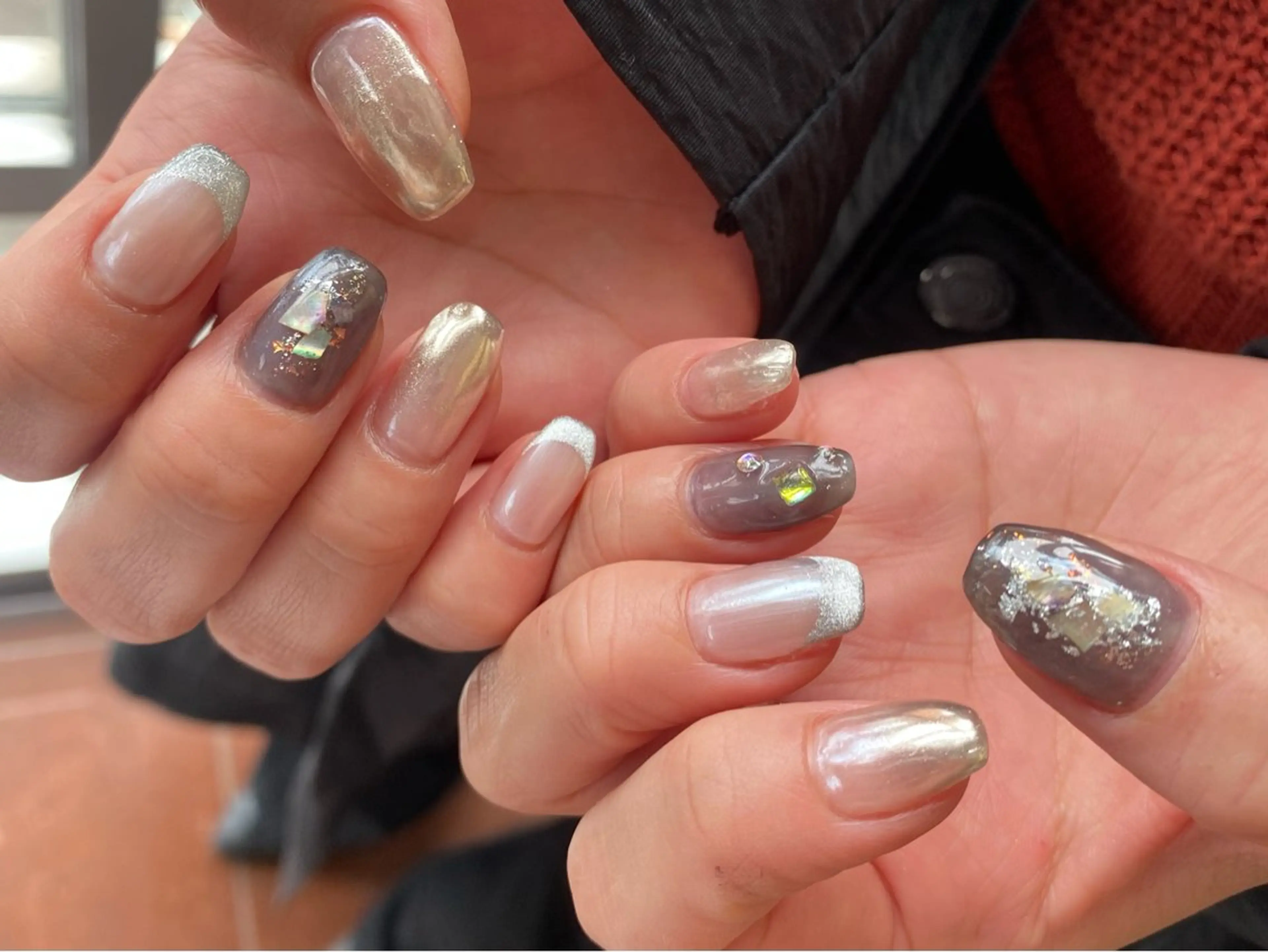 ネイル フットネイル フレンチネイル ジェルネイル グラデーション マグネットネイル ハンドネイル ヘアー.ネイル二刀流 misa🫧のヘアスタイル