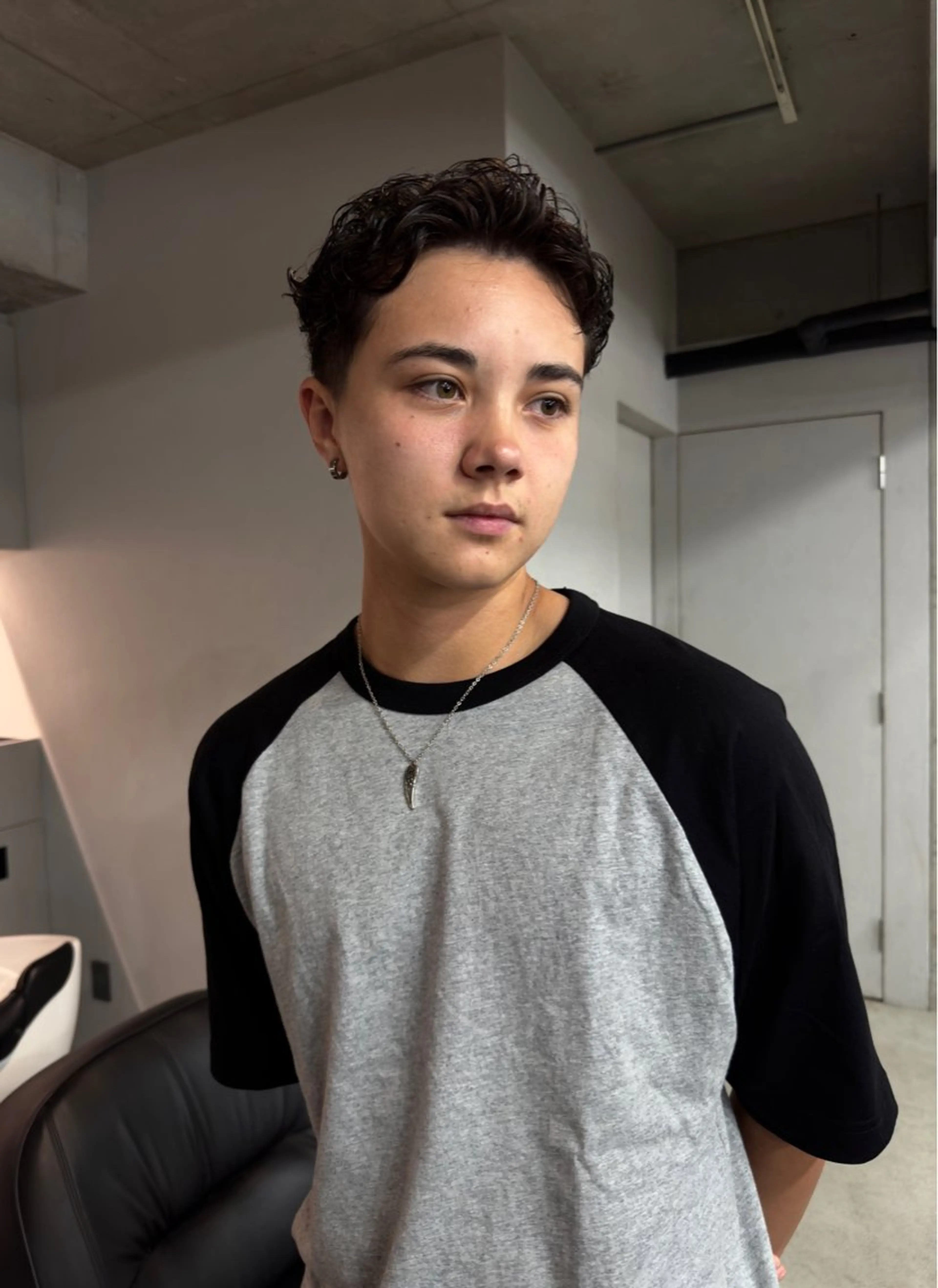 ショート パーマ メンズ カット 吉田一輝 外国人パーマのヘアスタイル