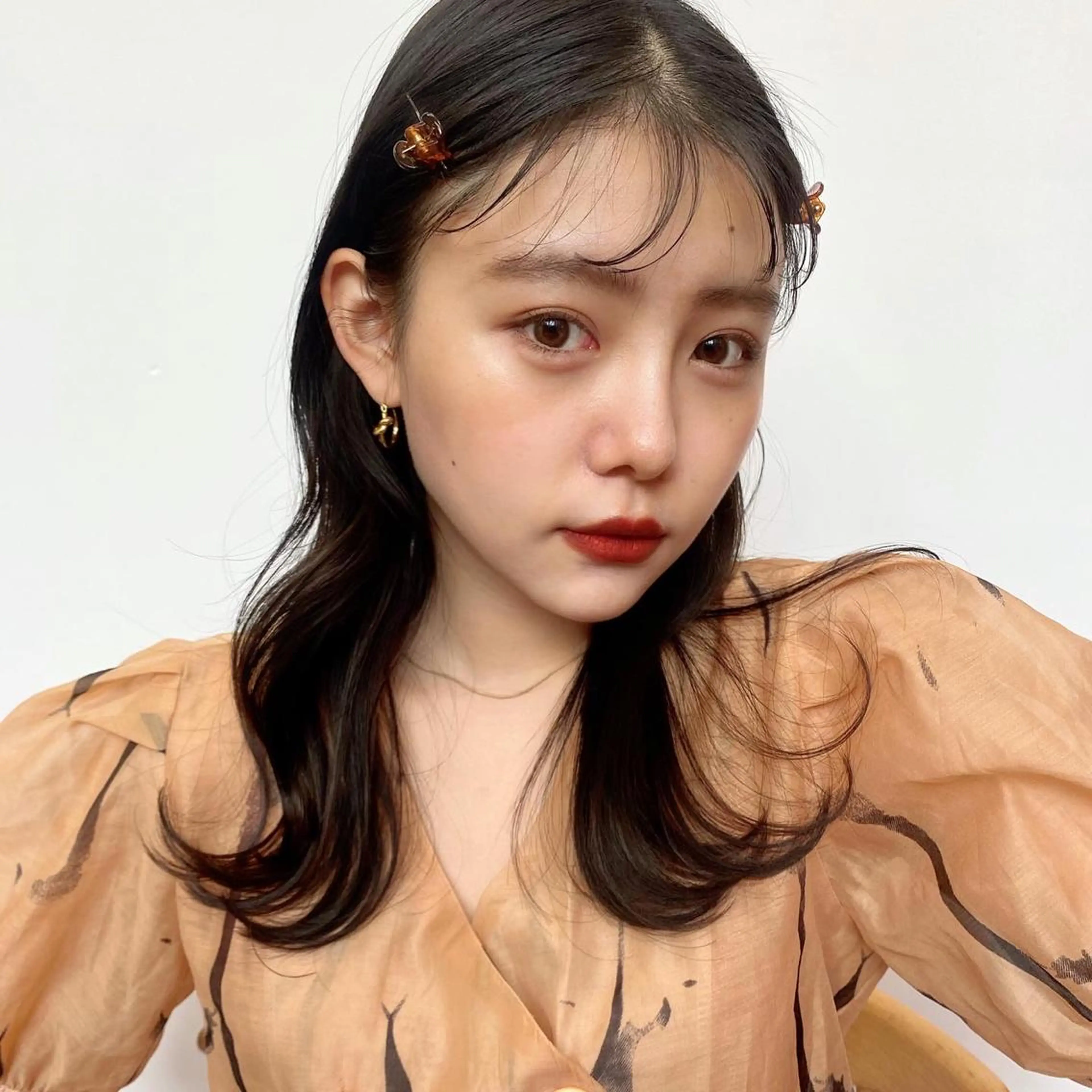 ミディアム 三浦 望のヘアスタイル