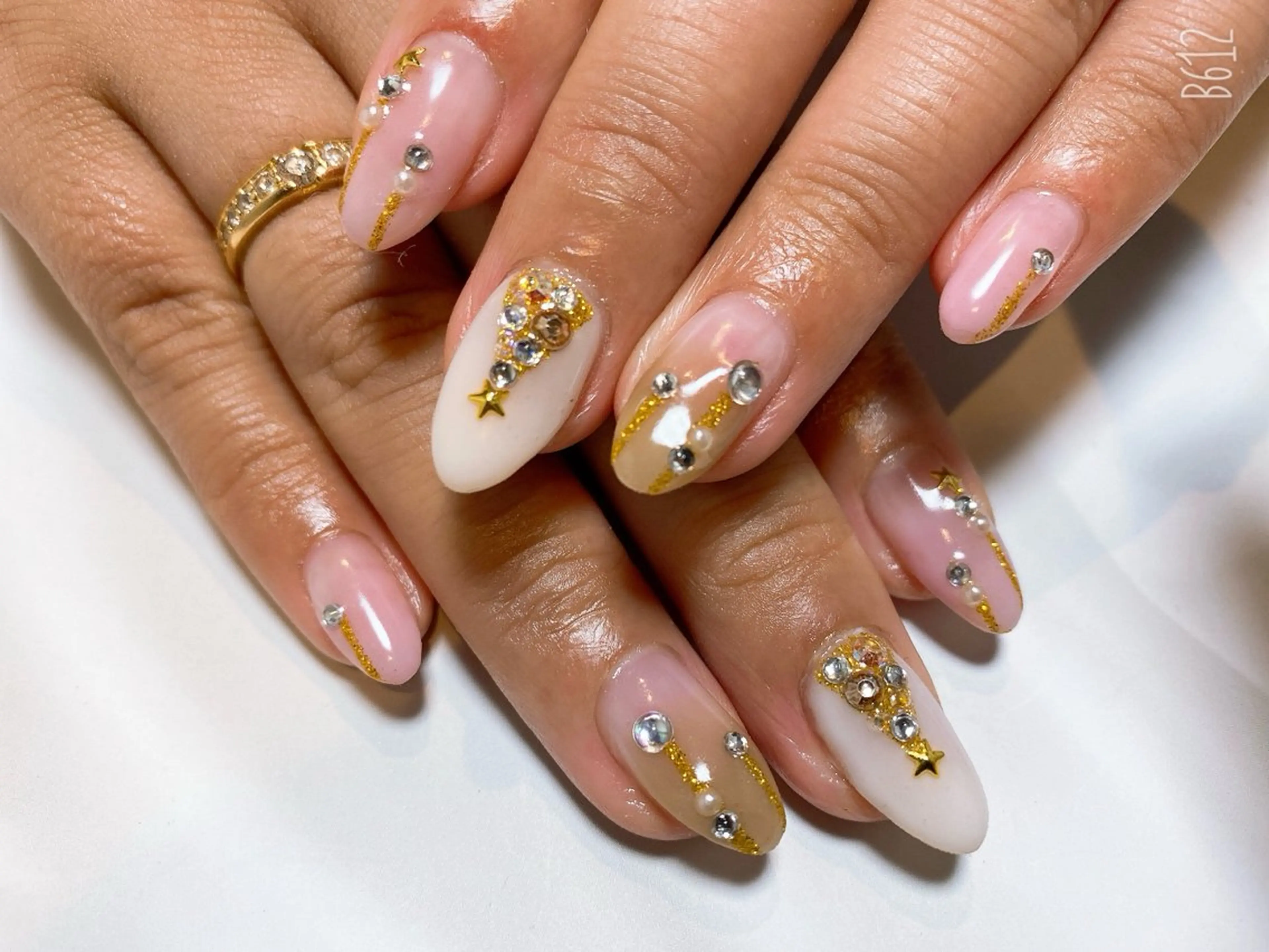 ネイル 古川 真理枝のネイルデザイン