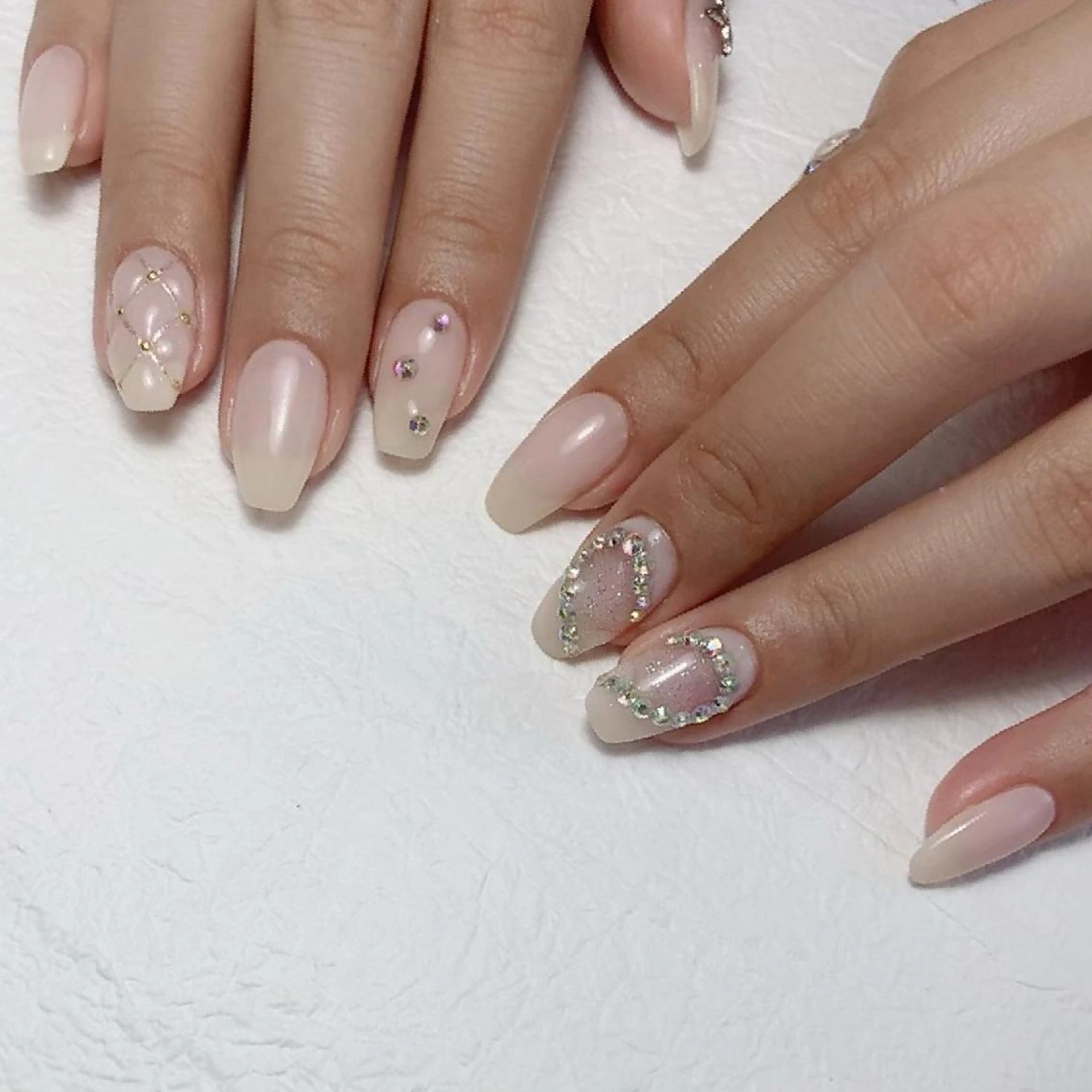 ネイル アートネイル ジェルネイル ハート キラキラネイル 韓国ネイル Y nail なんば堀江店のネイルデザイン