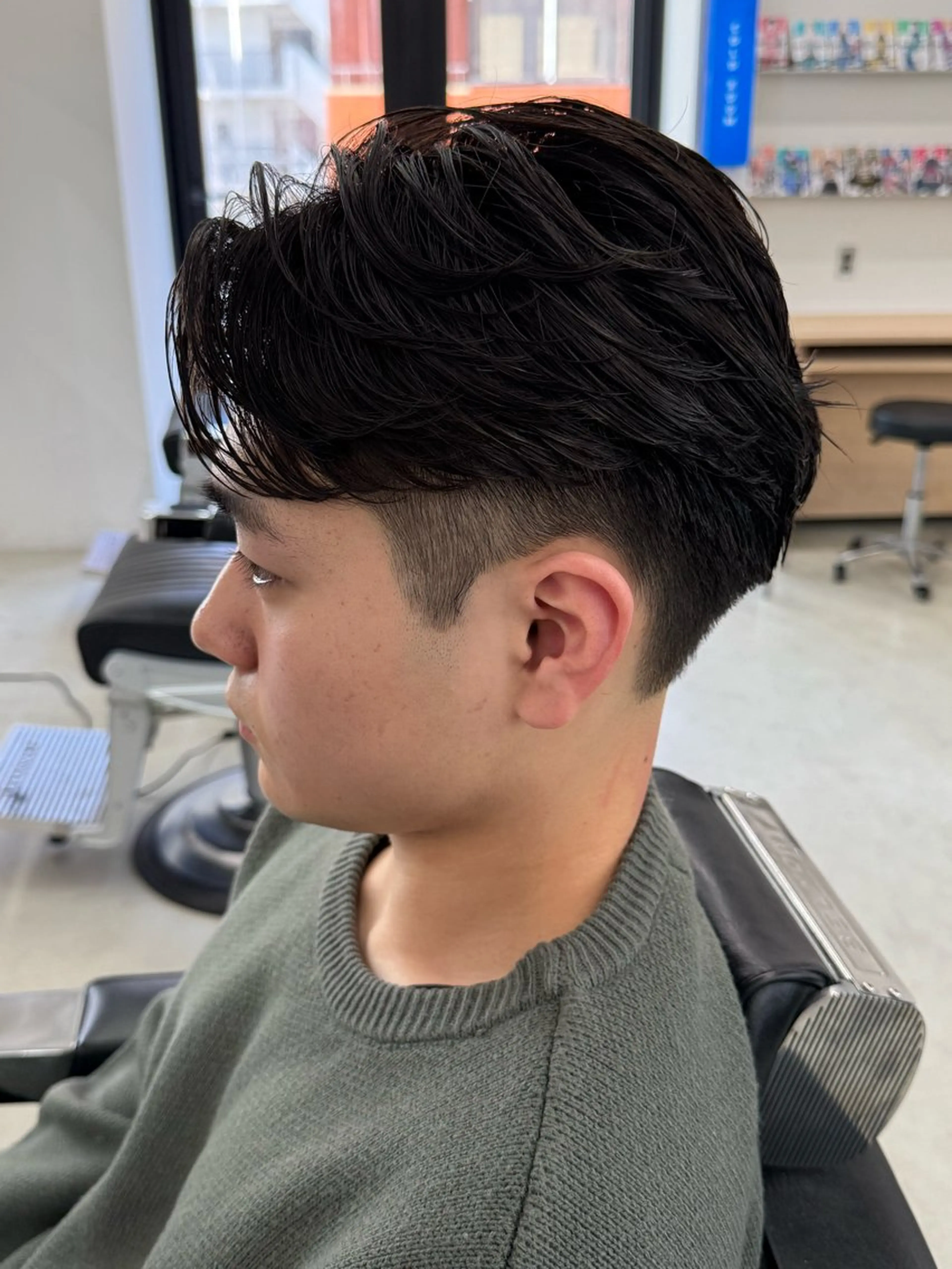 パーマ メンズ メンズブリーチ フェザーパーマ メンズパーマ ニュアンスパーマ パーマ Lond LOGAN所属・古田和也/メンズ特化 /ニュアンスパーマのヘアスタイル