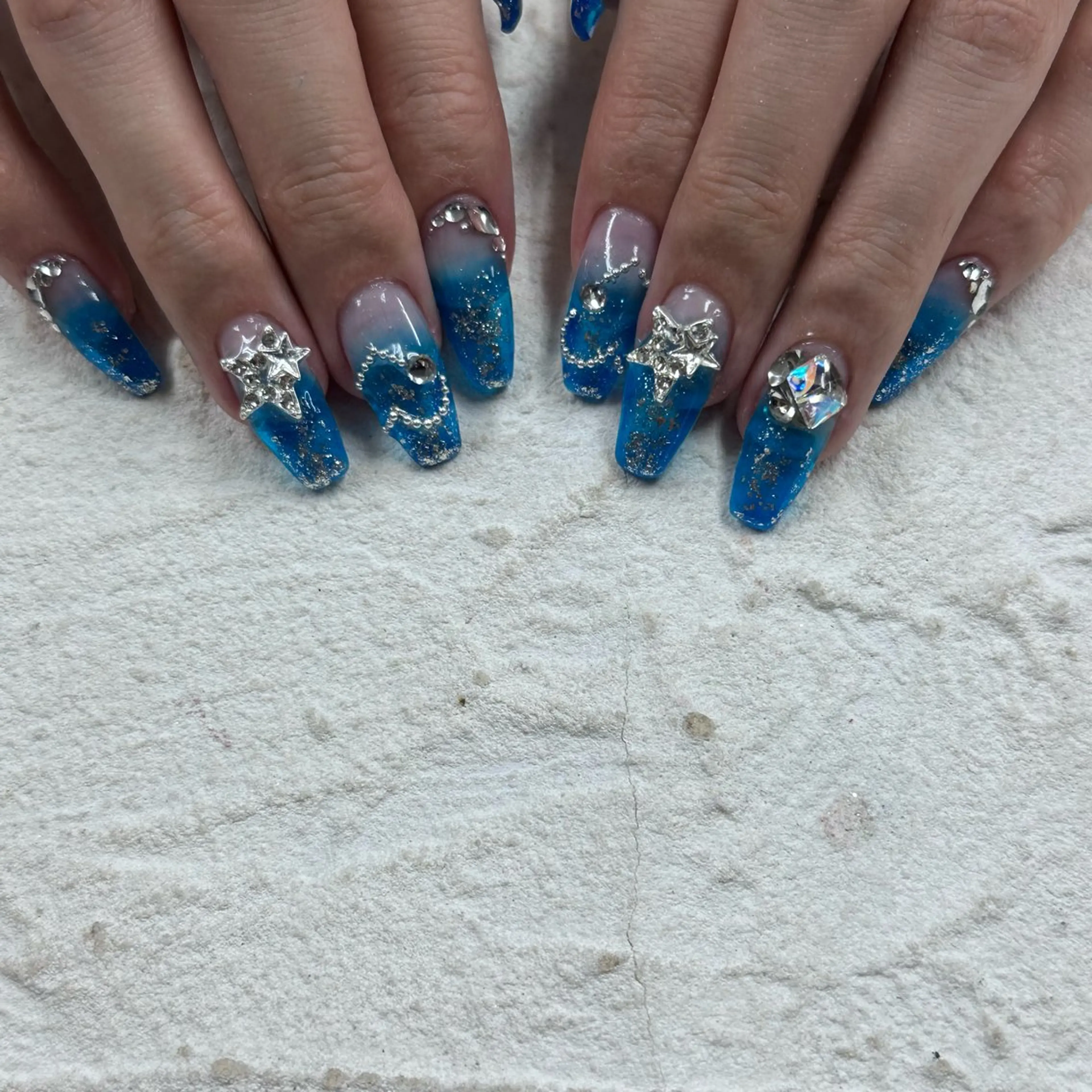 ネイル M.jewelry himeka🍒のネイルデザイン