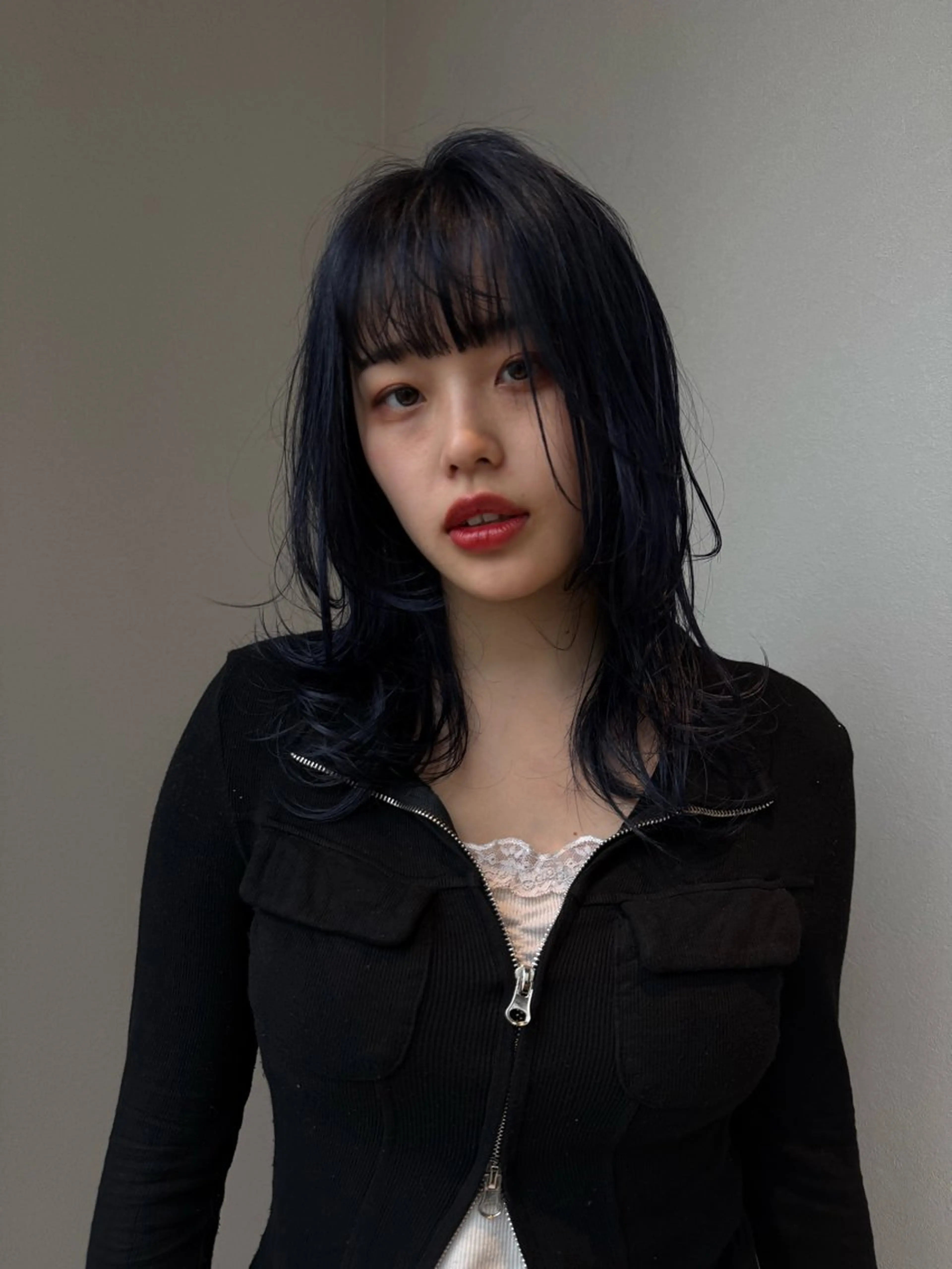 ミディアム カラー 顔周りカット レイヤーカット NORA GINZA U所属・長山 海秀のヘアスタイル