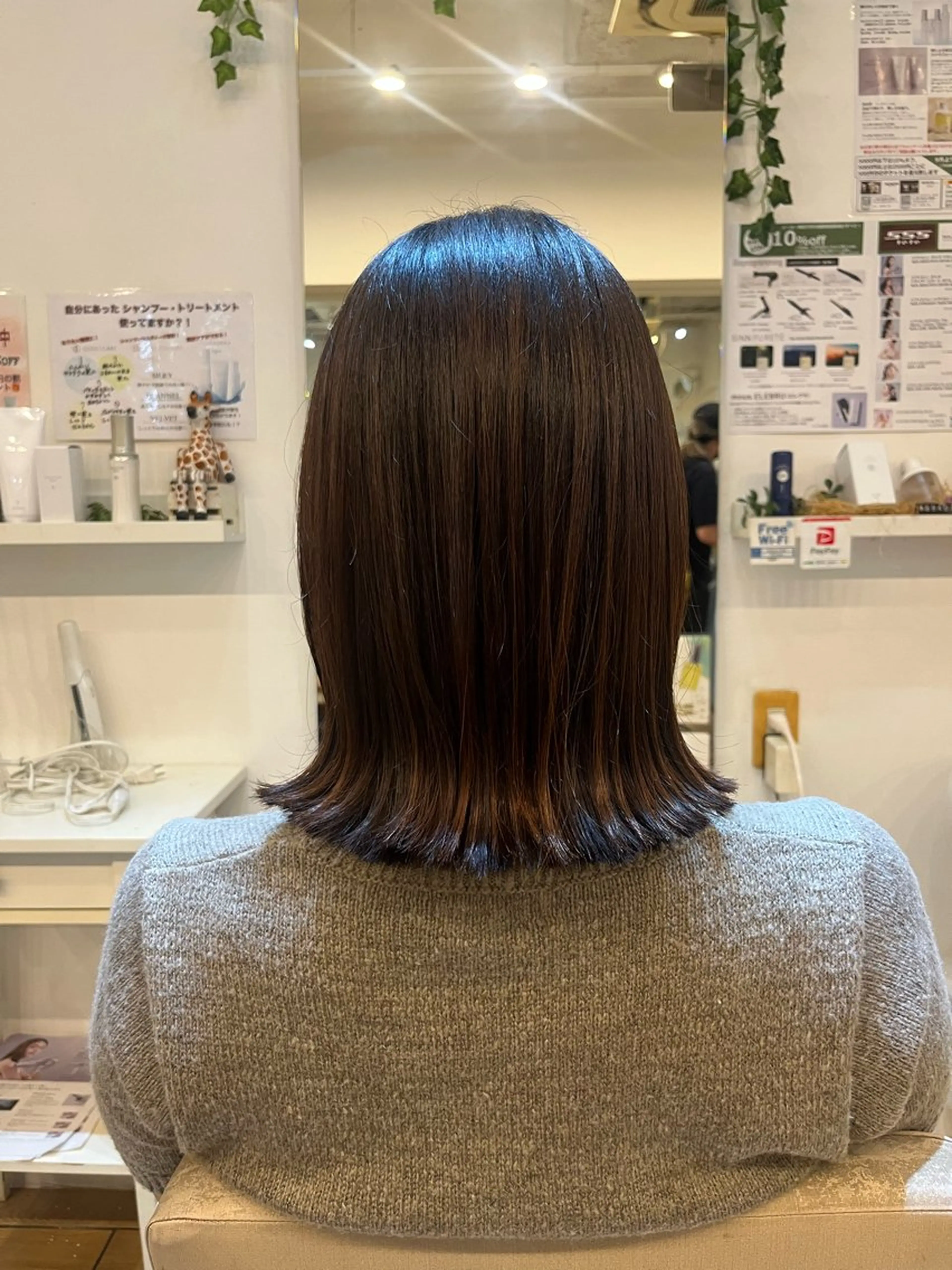 ミディアム 555tete所属・🐢Riona 🐢 555teteのヘアスタイル