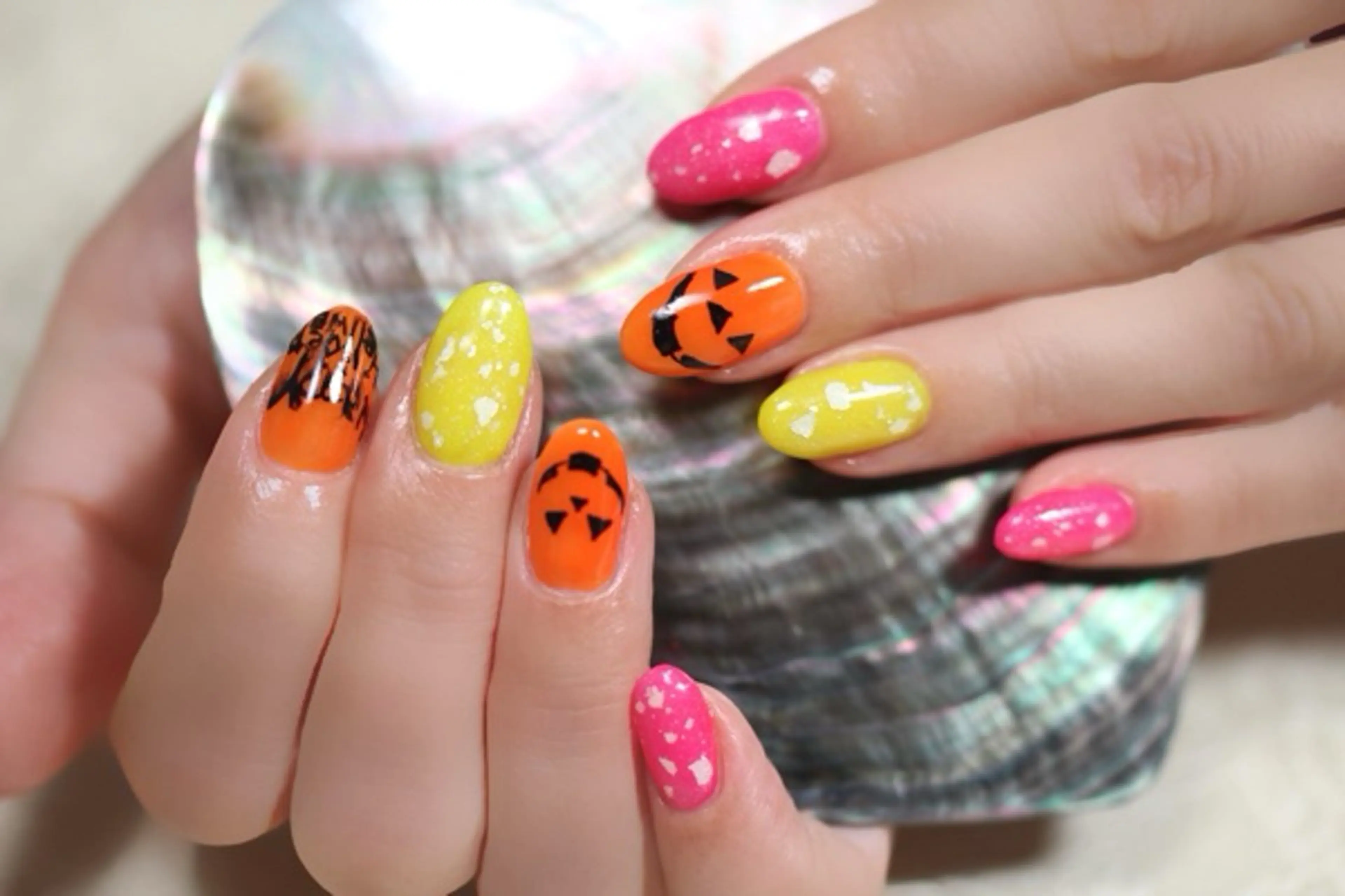 ネイル アートネイル ジェルネイル ハロウィン ママリンド　志村坂上店所属・しみ えんのネイルデザイン