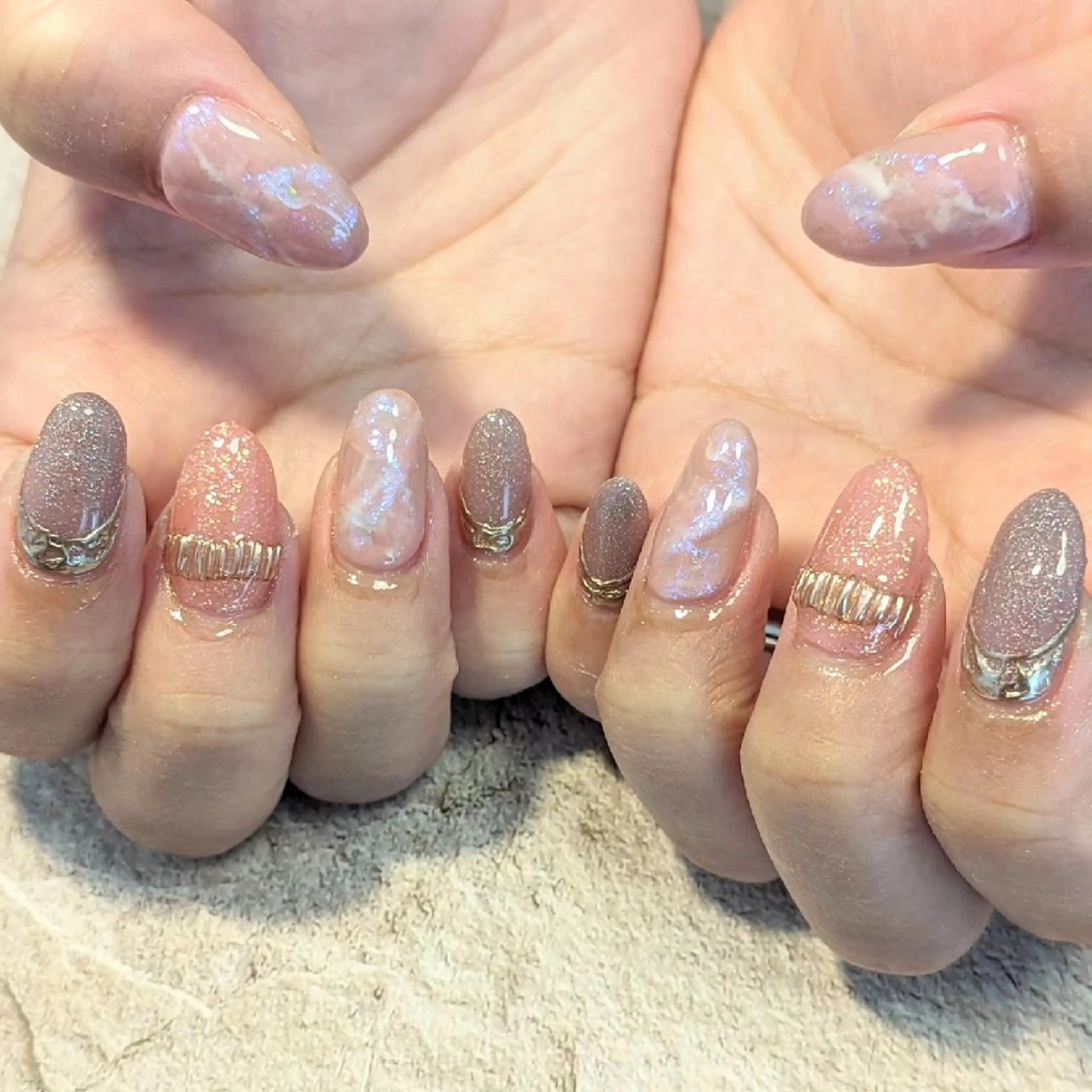 ネイル ｱｲﾗｯｼｭ ﾈｲﾙ ｻﾛﾝ つけるのマツエク・マツパデザイン