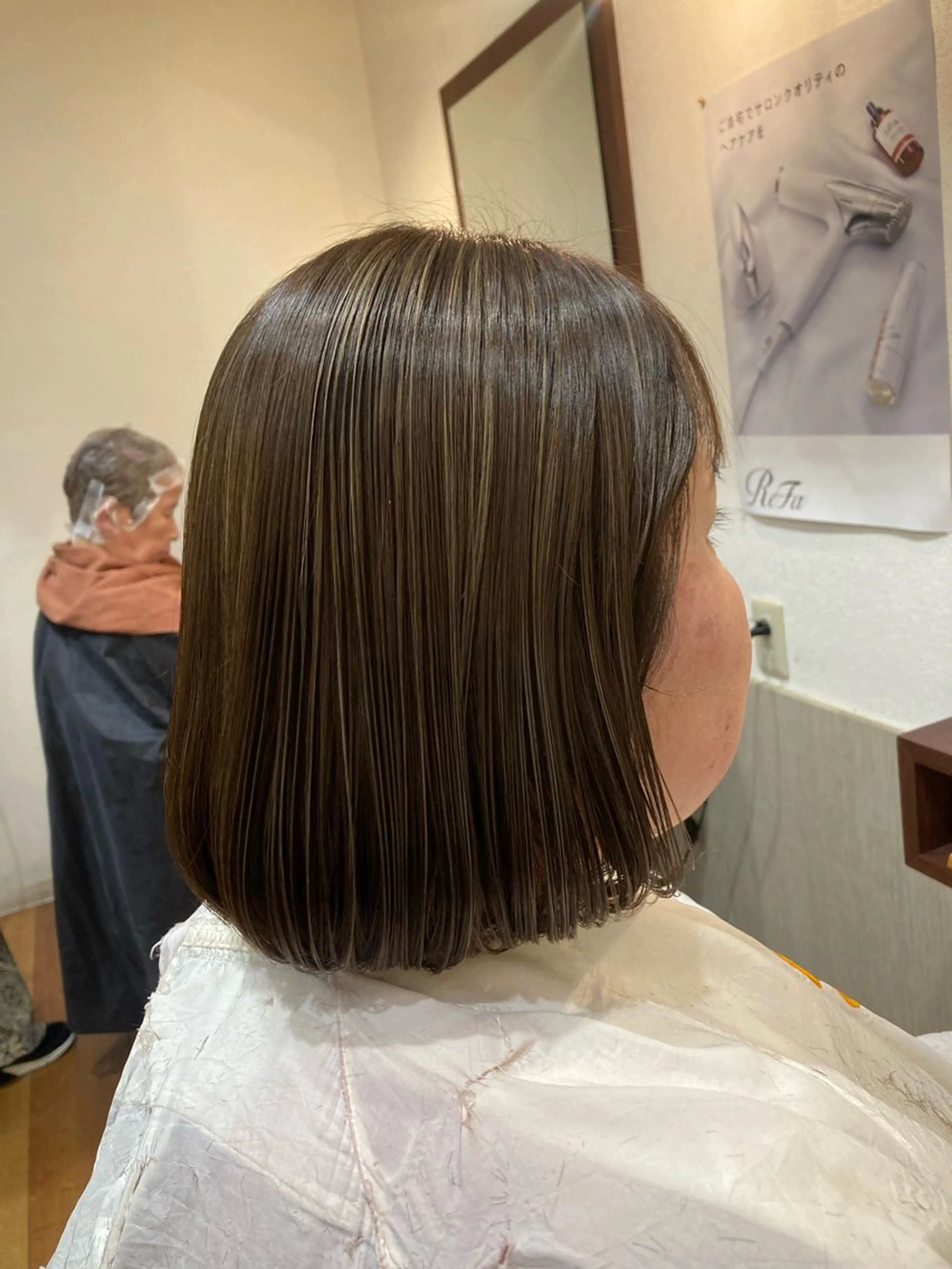 ショート MOLLASALON 浅香山店所属・髪質改善カラー 縮毛矯正🤍辻桃加のヘアスタイル