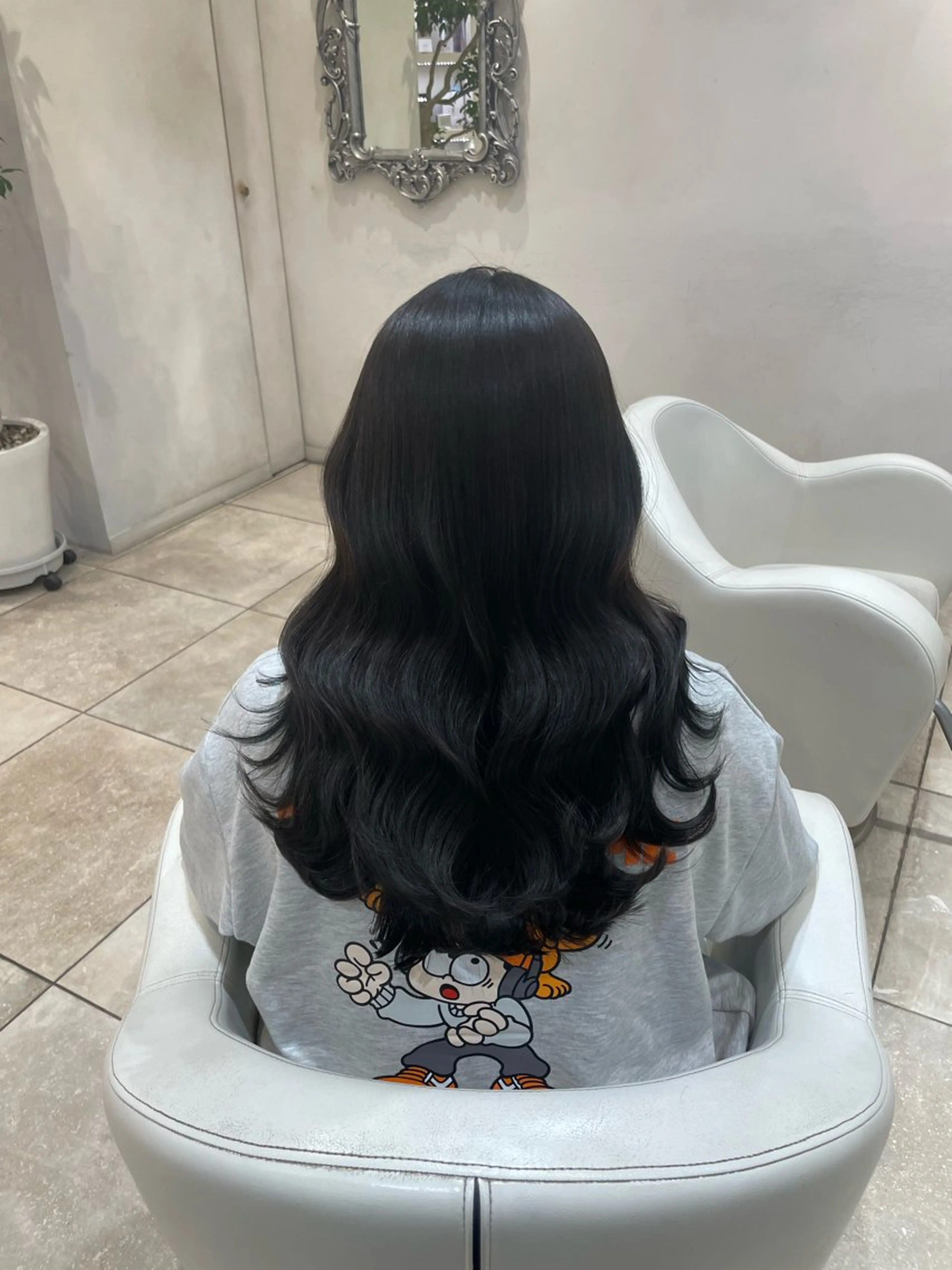 ロング カラー ヘアカラー トリートメント 佐久間 柊里のヘアスタイル