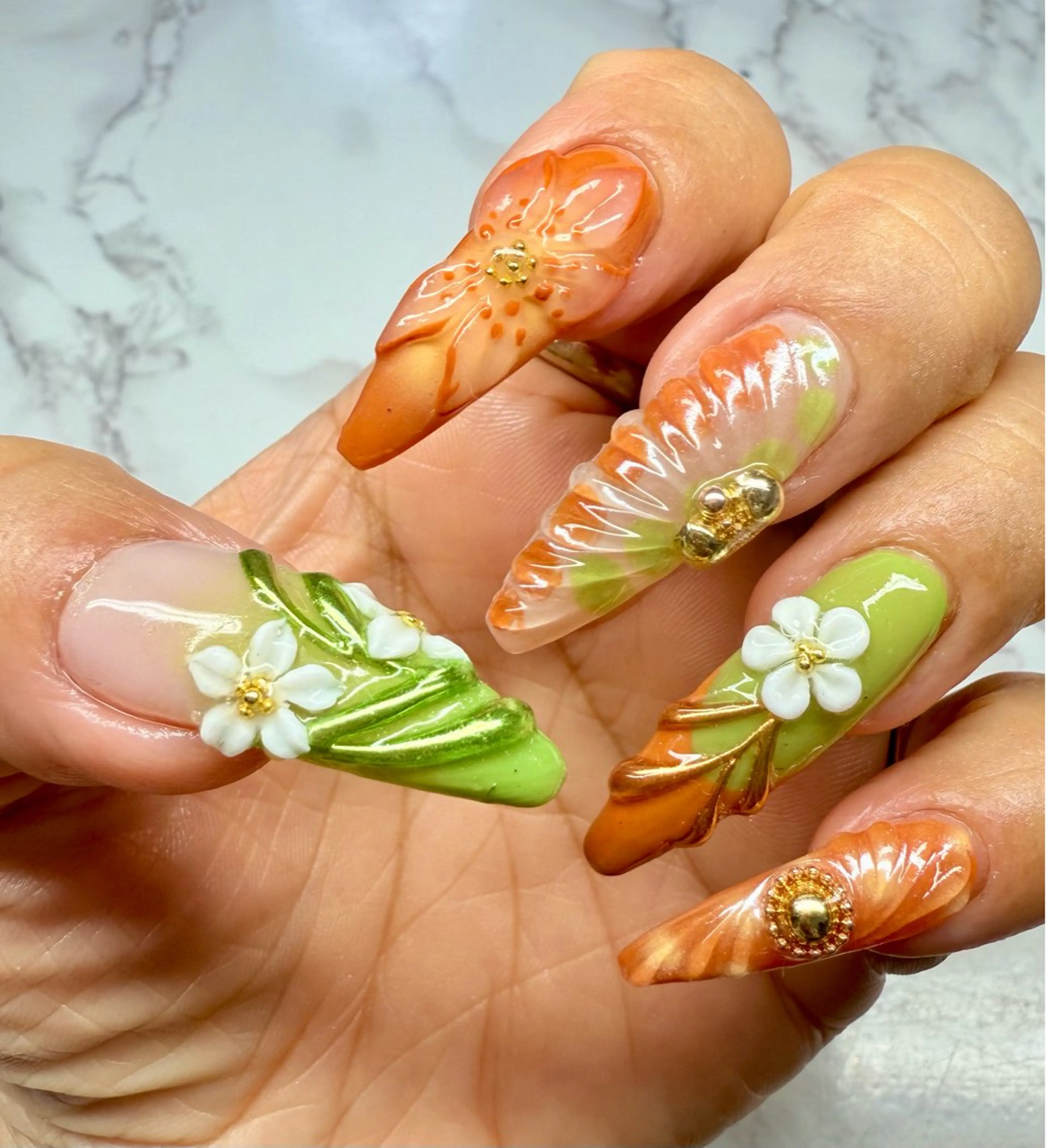 ネイル アートネイル チークネイル フレンチネイル 氷ネイル・うるうるネイル キラキラネイル M.N_ nailのネイルデザイン