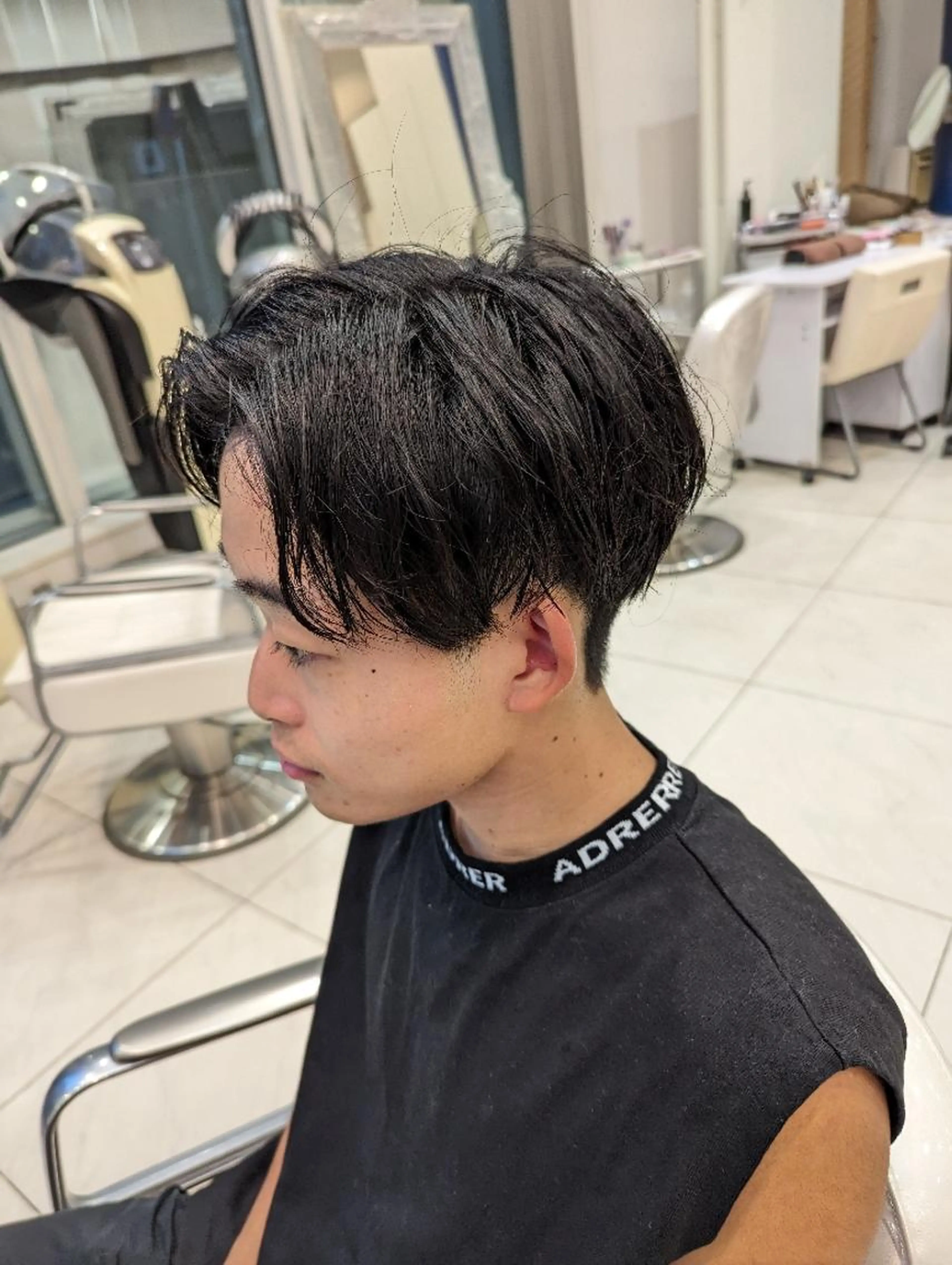 🌅顔全体をカッコよく🌅骨格補正カット+眉カットの写真