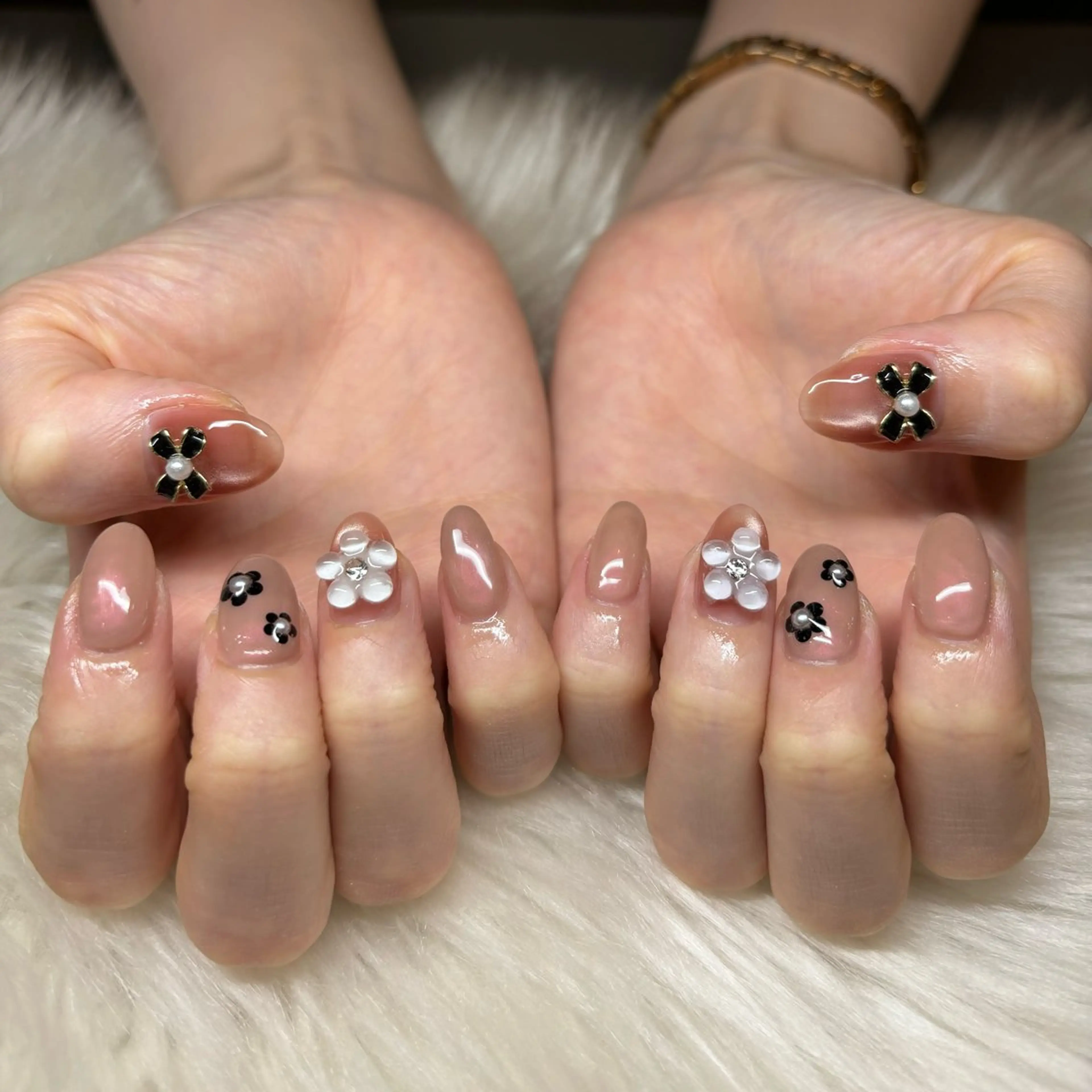 ネイル マグネットネイル 持ち込み cut&style CLOWN所属・Tobayama 🐈‍⬛໒꒱· ﾟのネイルデザイン