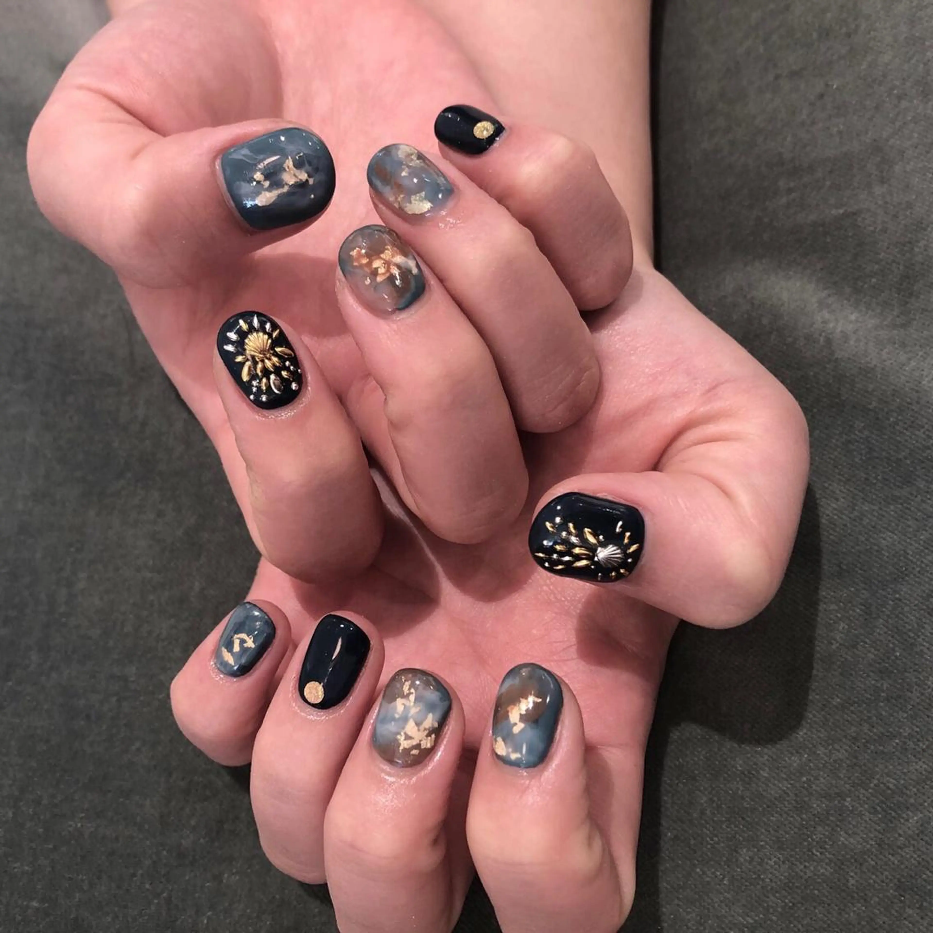 ネイル ハンドネイル EARTH上尾店所属・藤倉 千恵美のネイルデザイン