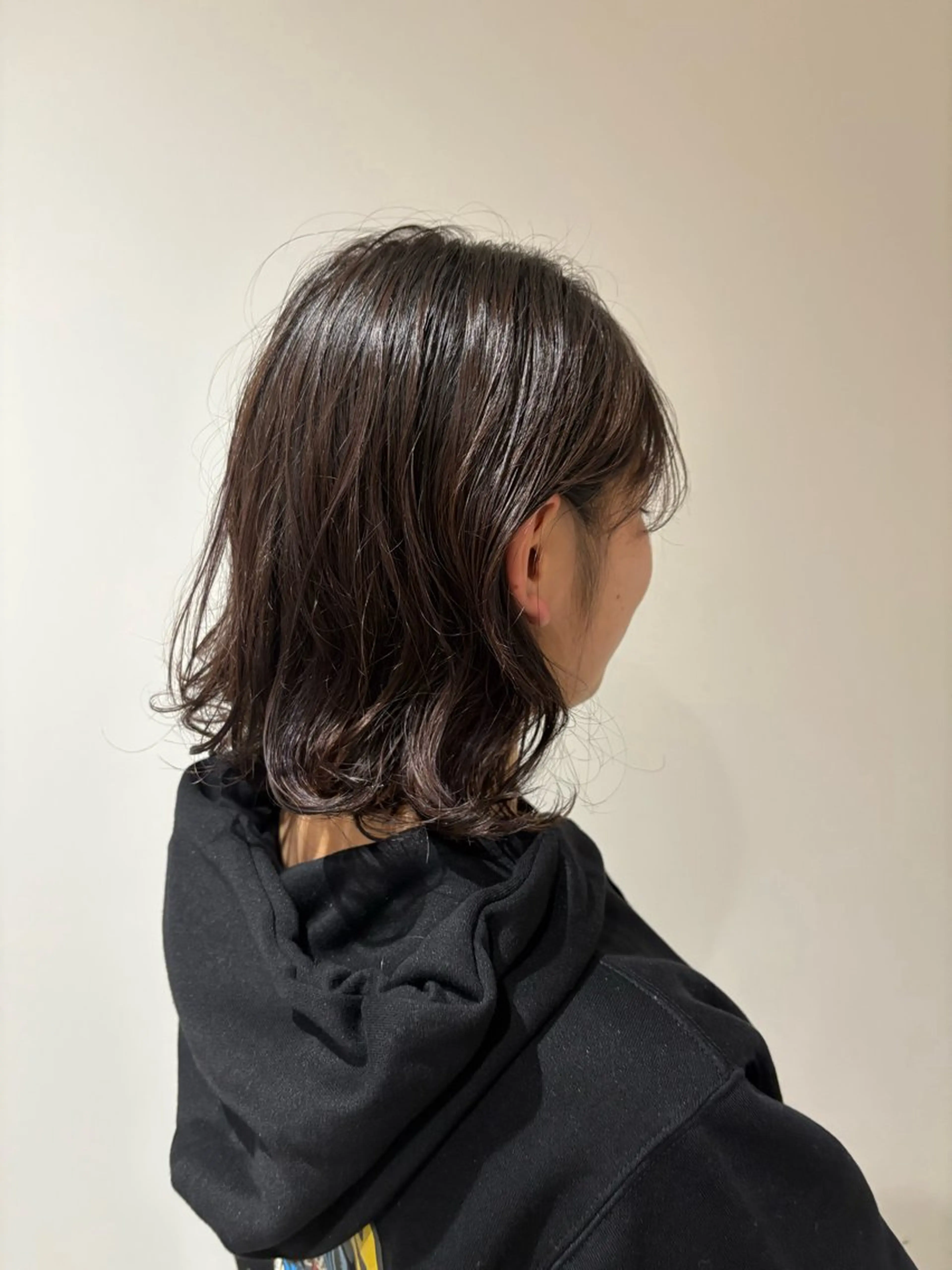 ミディアム カラー ハイライトカラー バイオレットカラー ハイライト ヘアカラー オリーブヘア🫒/ ハイライト/志賀のヘアスタイル