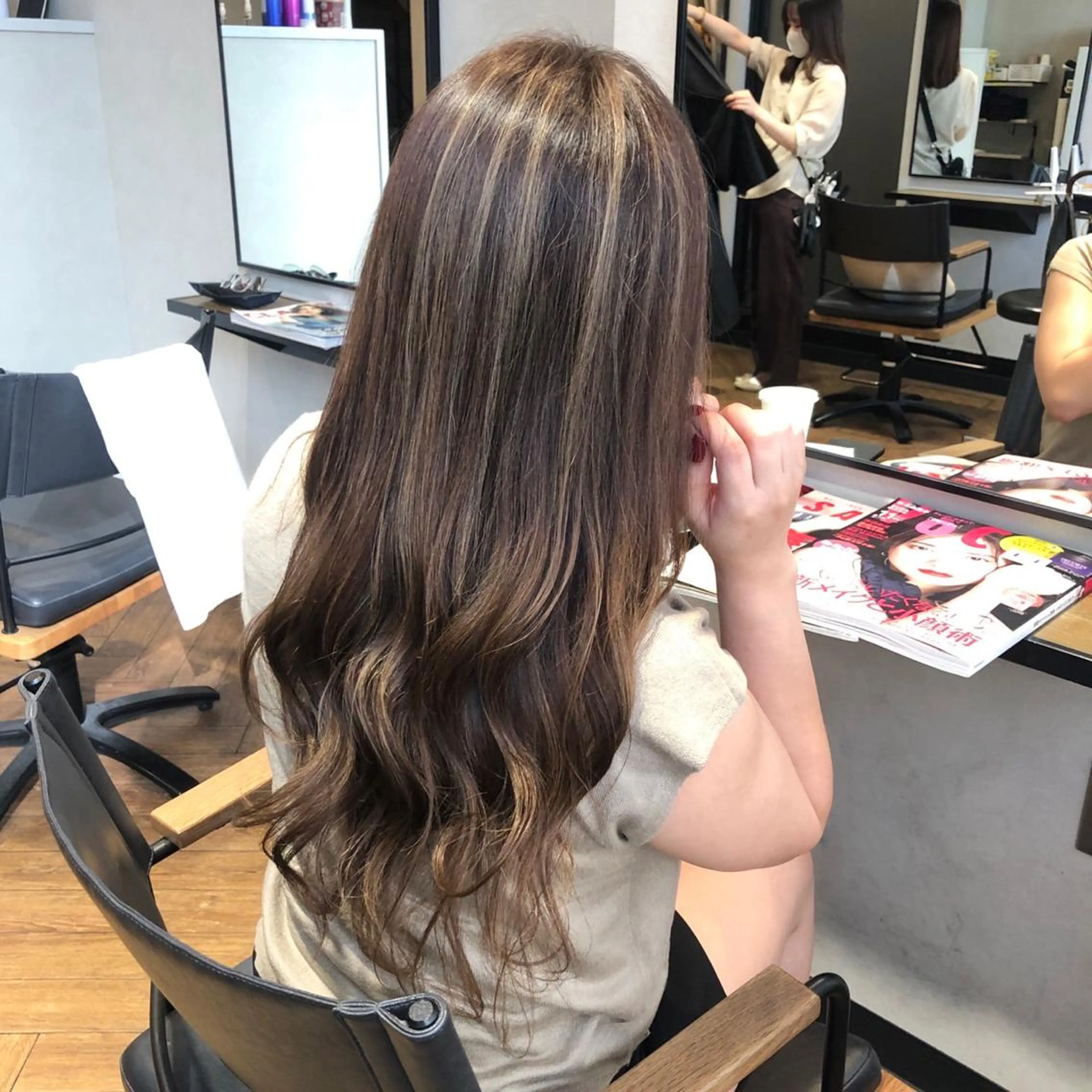 ロング 金城 二千夏のヘアスタイル