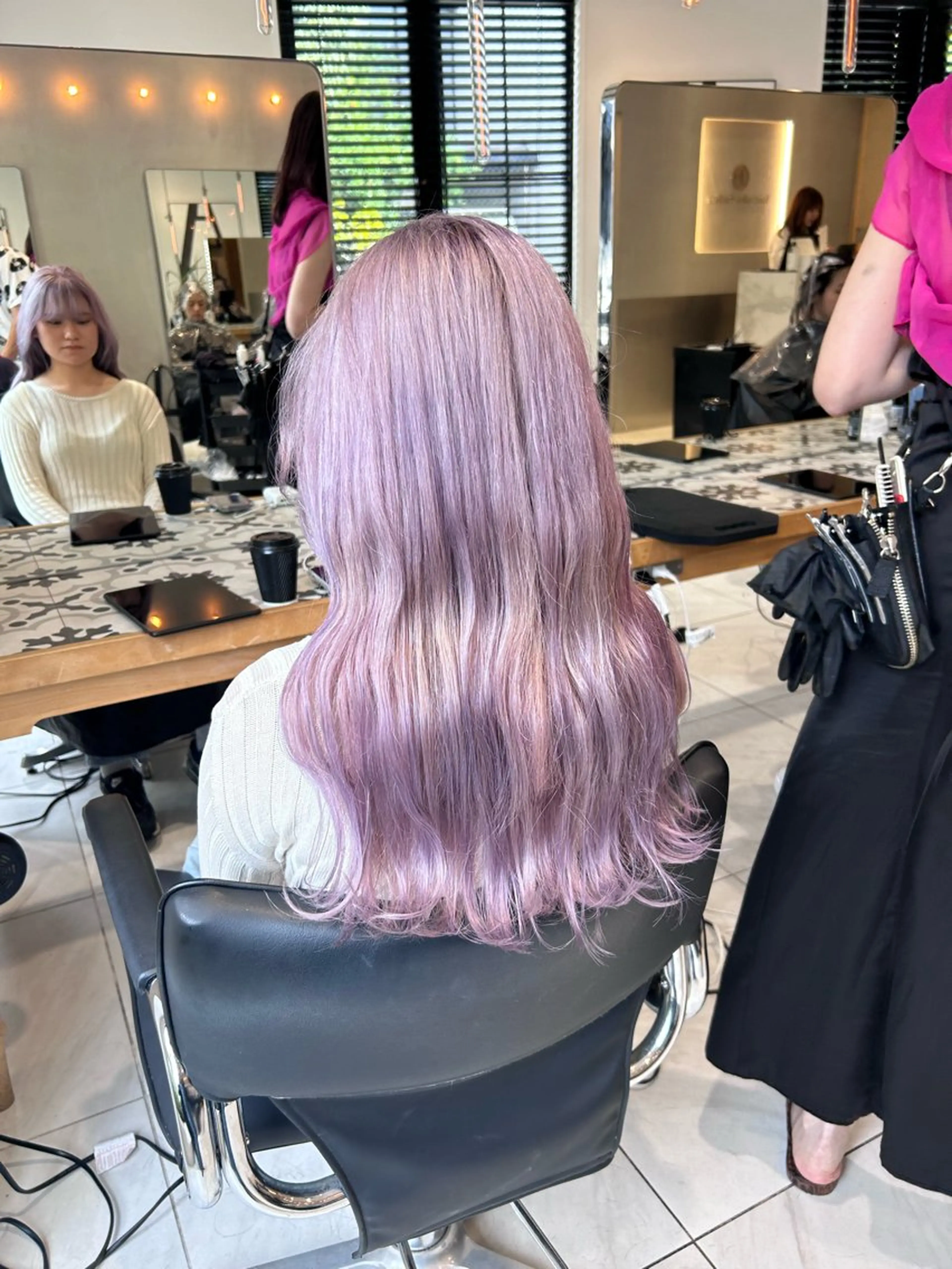 カラー レイヤー小顔ショート 吉田ジョウのヘアスタイル