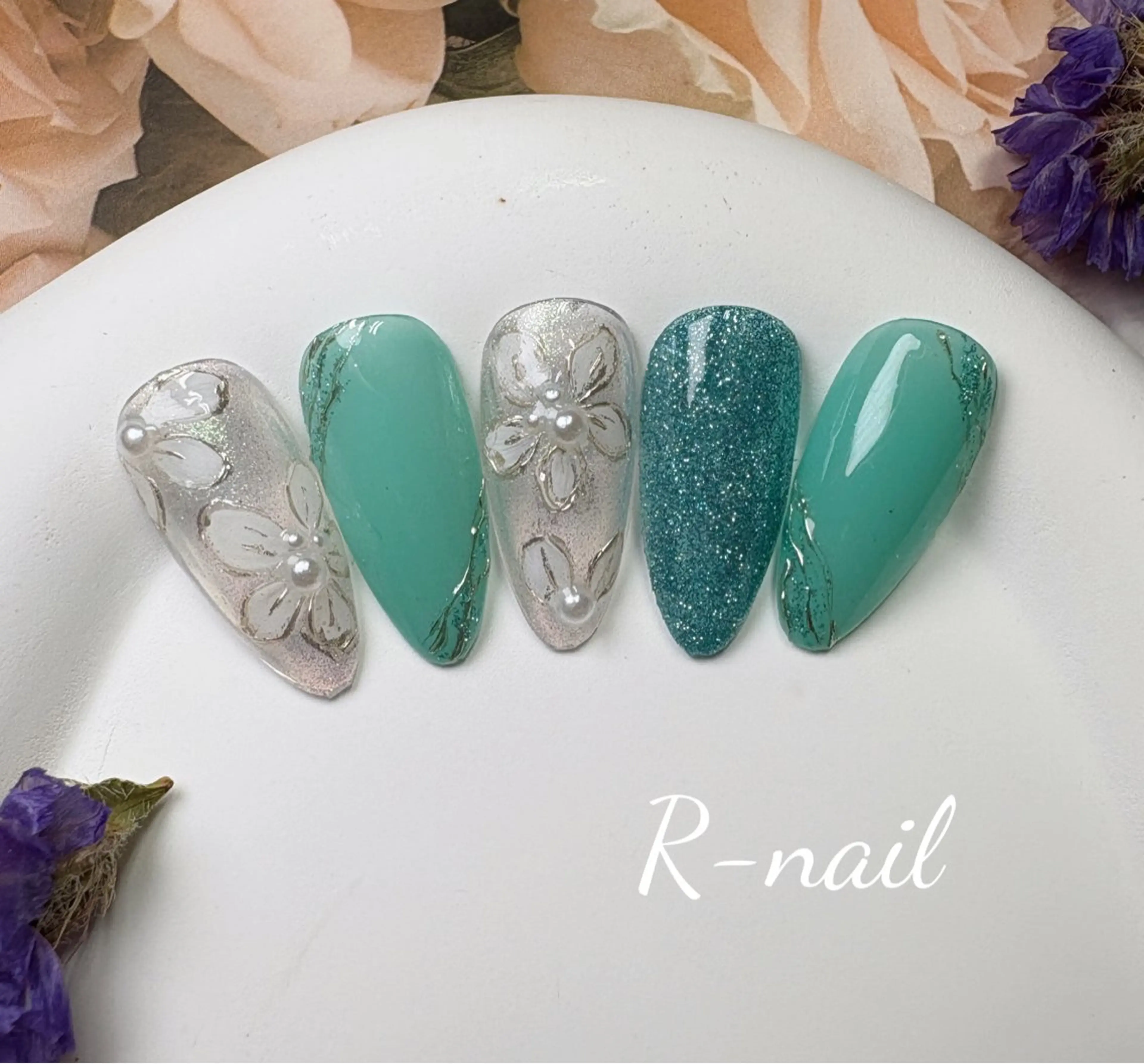 ネイル ハンドネイル R-nail salonのネイルデザイン