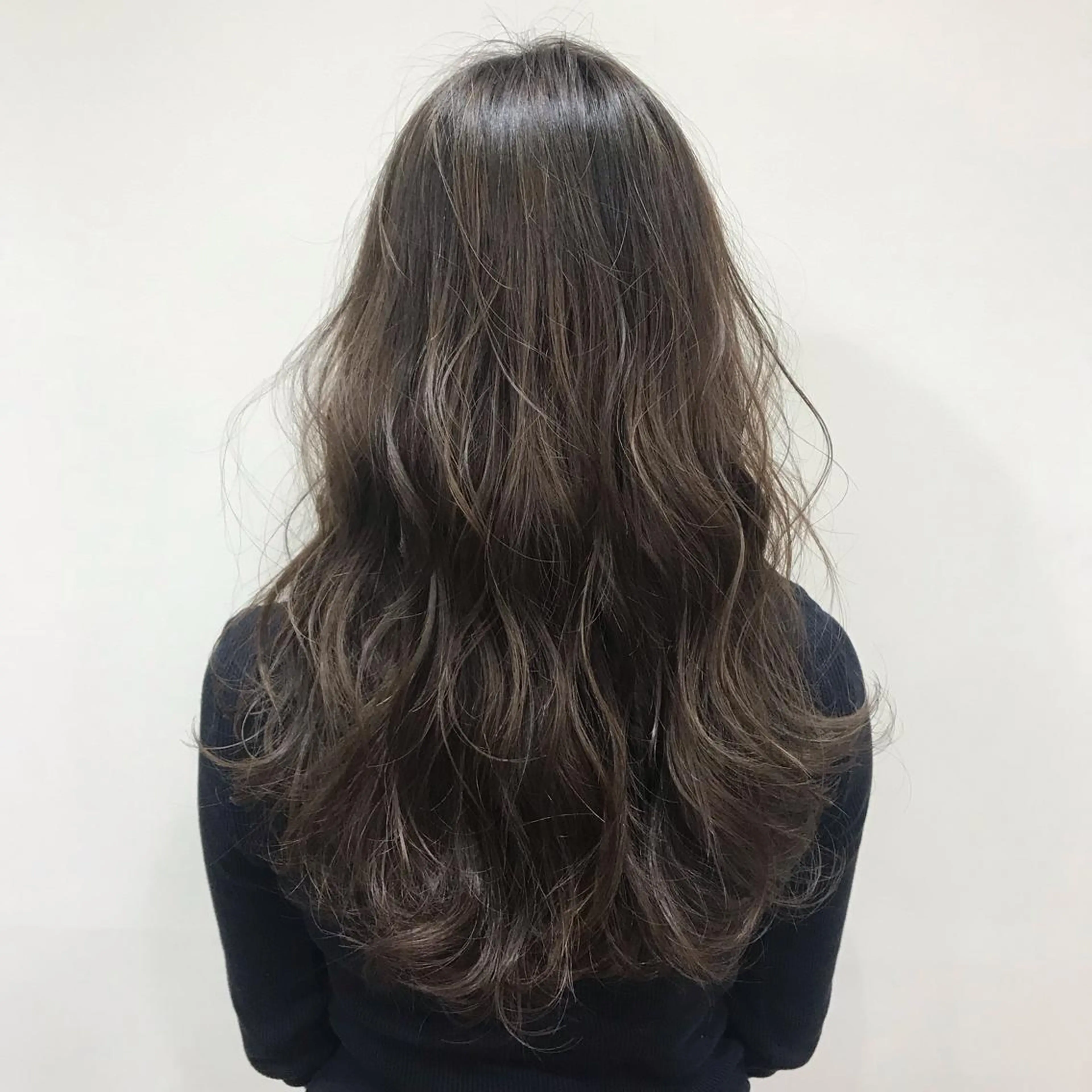 ロング KAYLEE by curacion所属・池上 みゆのヘアスタイル