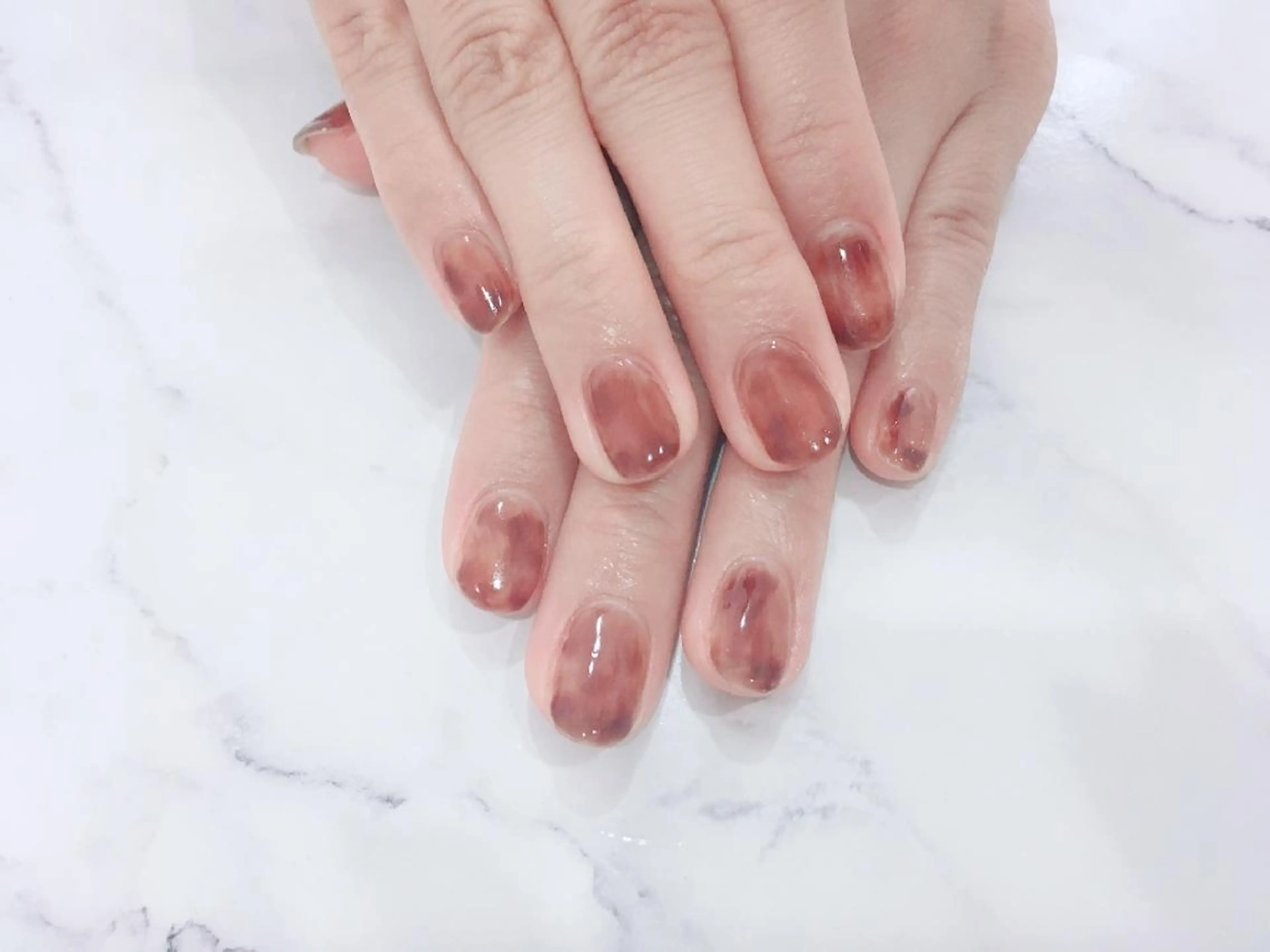 ネイル べっ甲ネイル フラワーネイル ハンドネイル ネイル＆フラワーサロン〜Ri✦hiro〜鳥栖店所属・HIRATA RIEのネイルデザイン