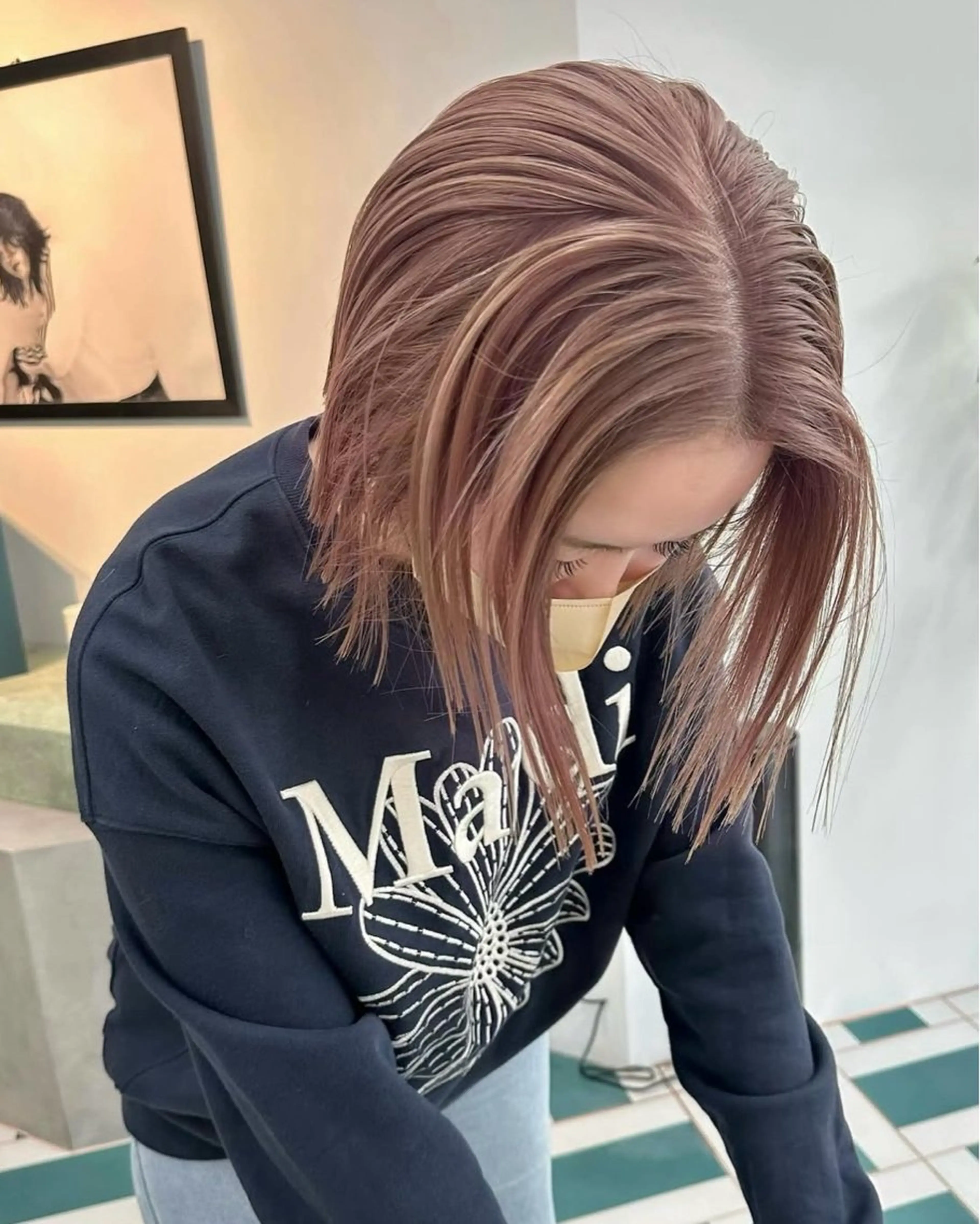 ショート カラー ヘアカラー 伊藤 凜のヘアスタイル