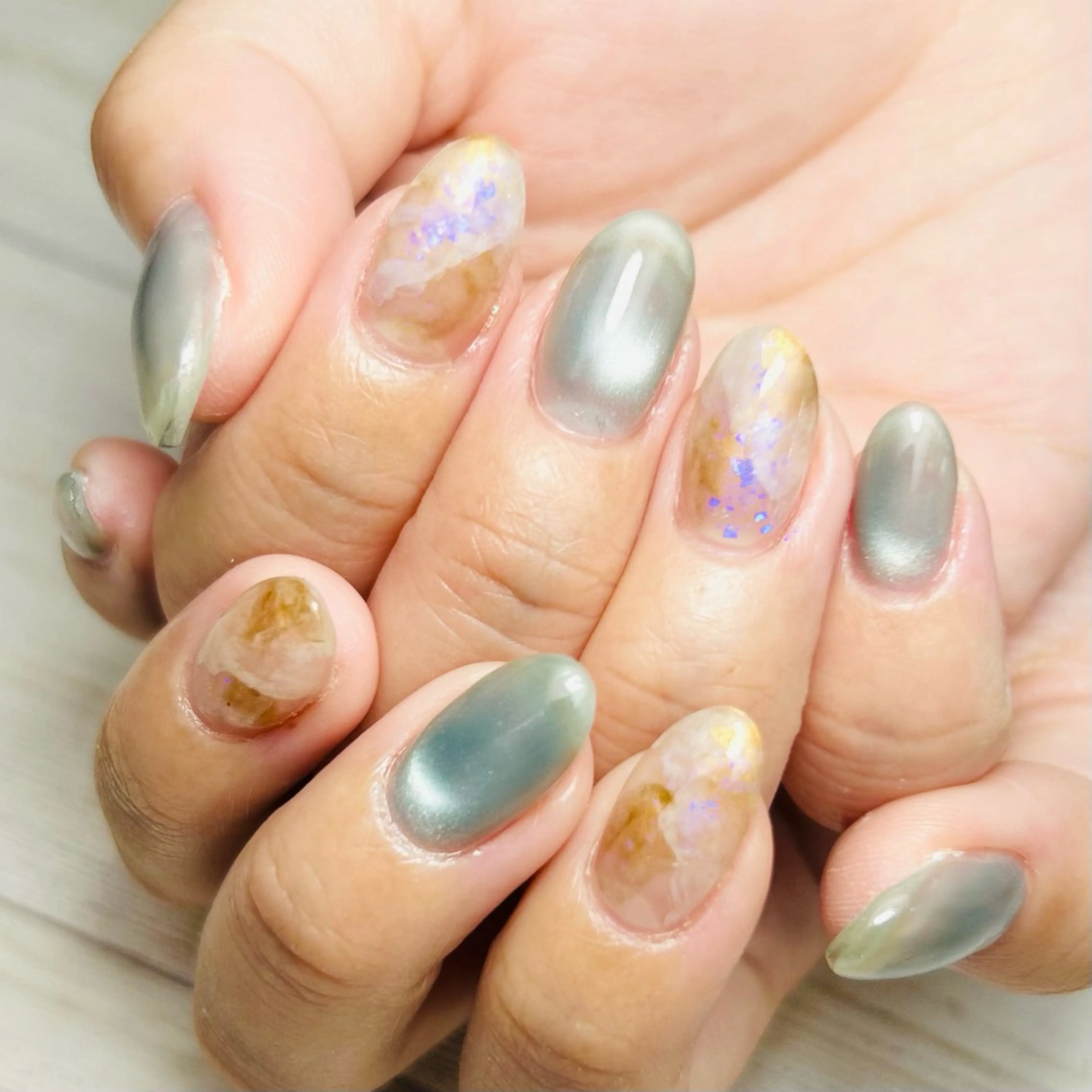 ネイル マグネットネイル ネイルサロンmuumii所属・東十条muumii ネイルまつ毛のネイルデザイン