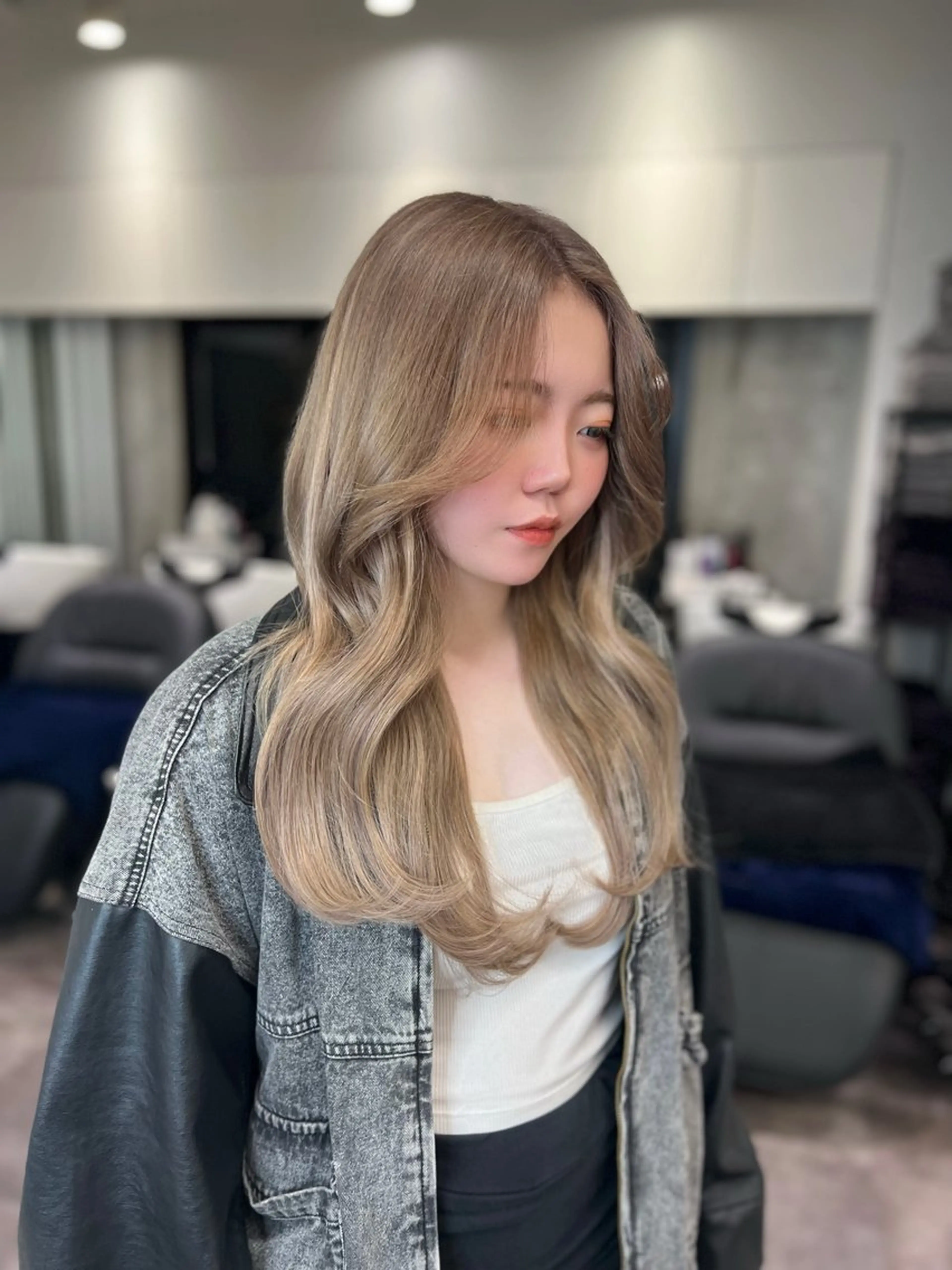 ⭐️elyts最安値⭐️【最高級】ブリーチ艶カラー&美髪シールエクステ60本(表参道)の写真