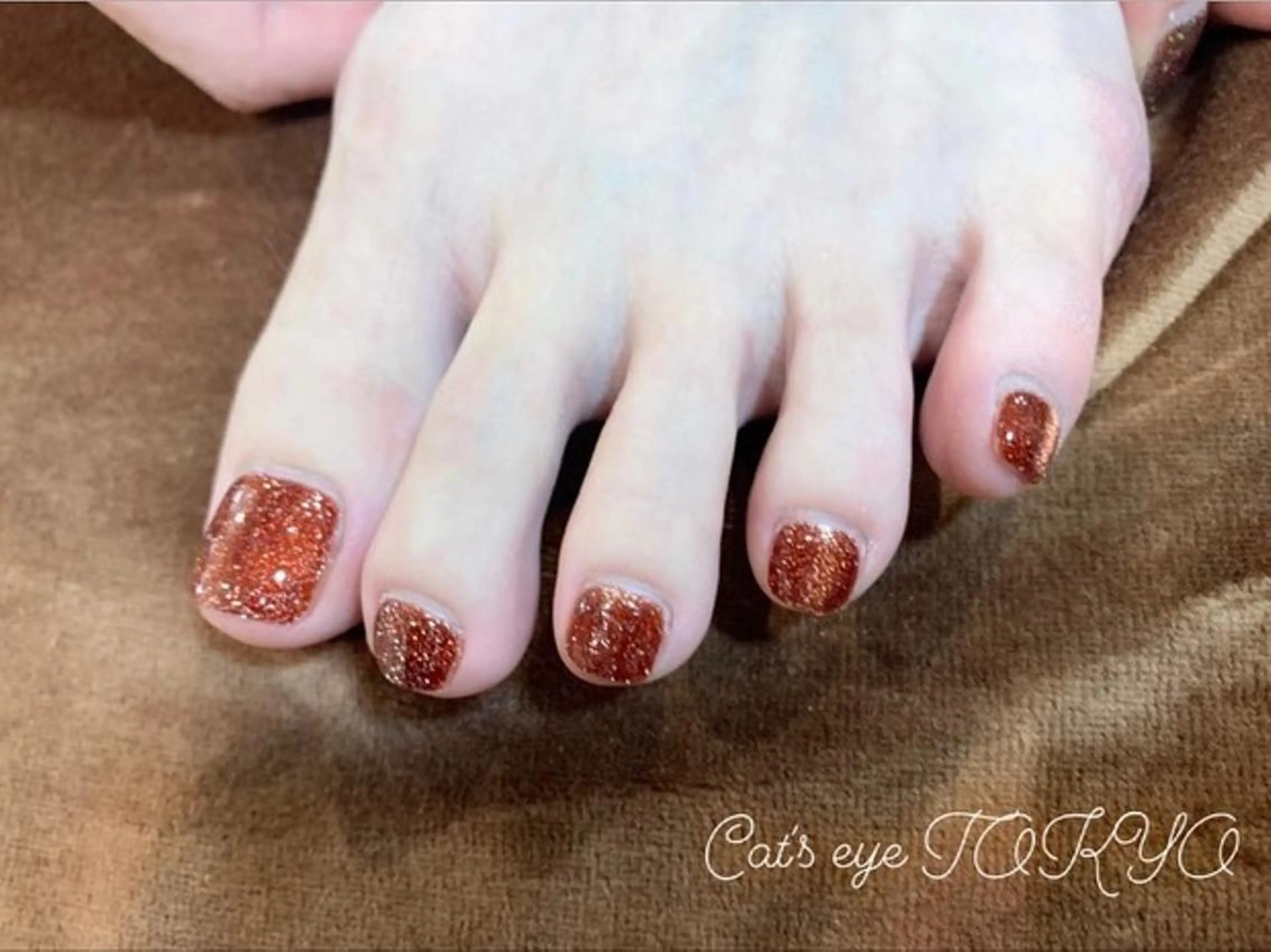 ネイル マツエク・マツパ フラッシュネイル Cat's eye TOKYO 新宿店のネイルデザイン