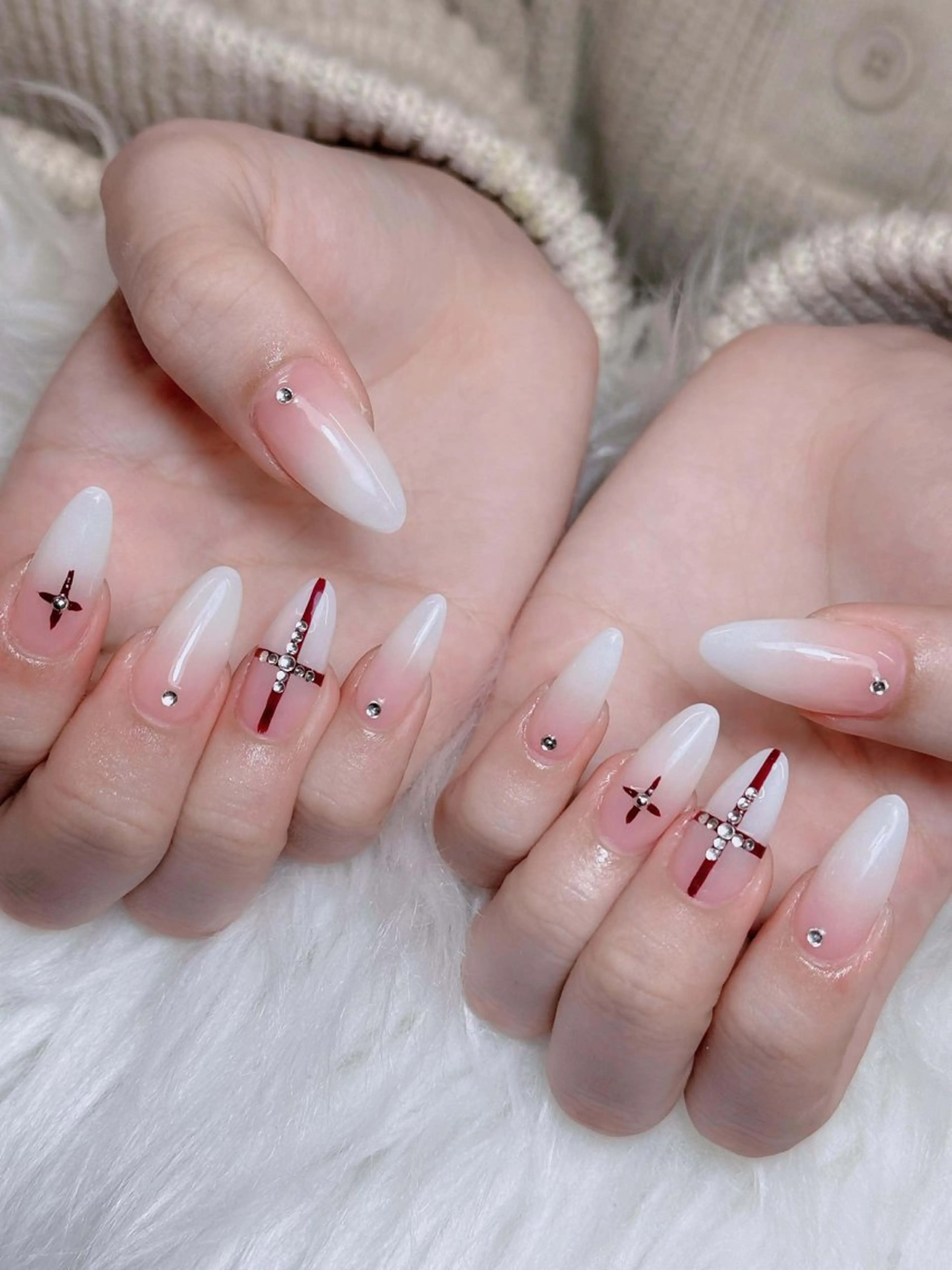 ネイル オーロラネイル チークネイル フットネイル フレンチネイル 韓国ネイル ハンドネイル Lumi Nailのネイルデザイン