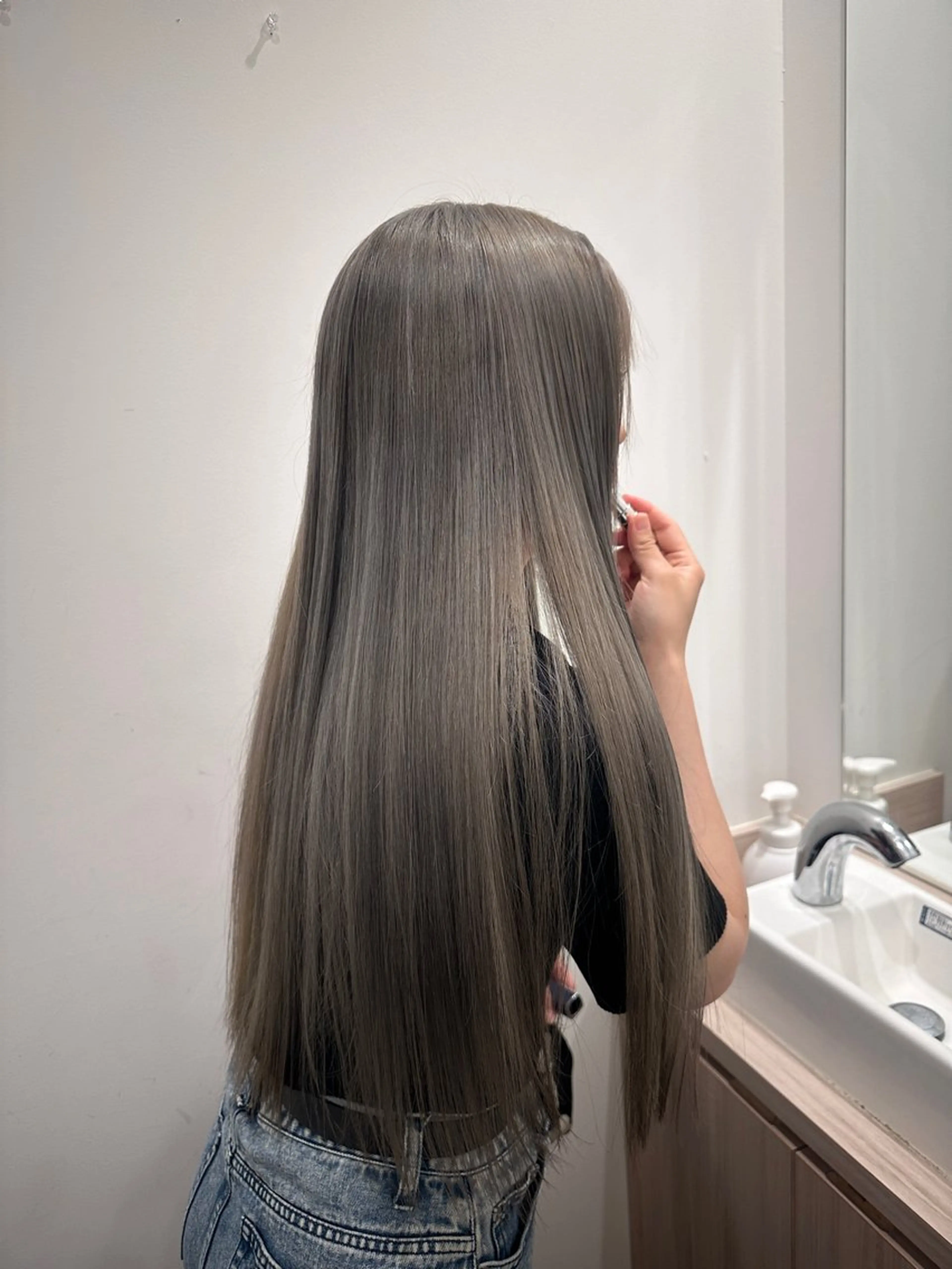 ロング カラー シルバー カット ヘアカラー トリートメント 岐阜の美容師 HONOKAのヘアスタイル