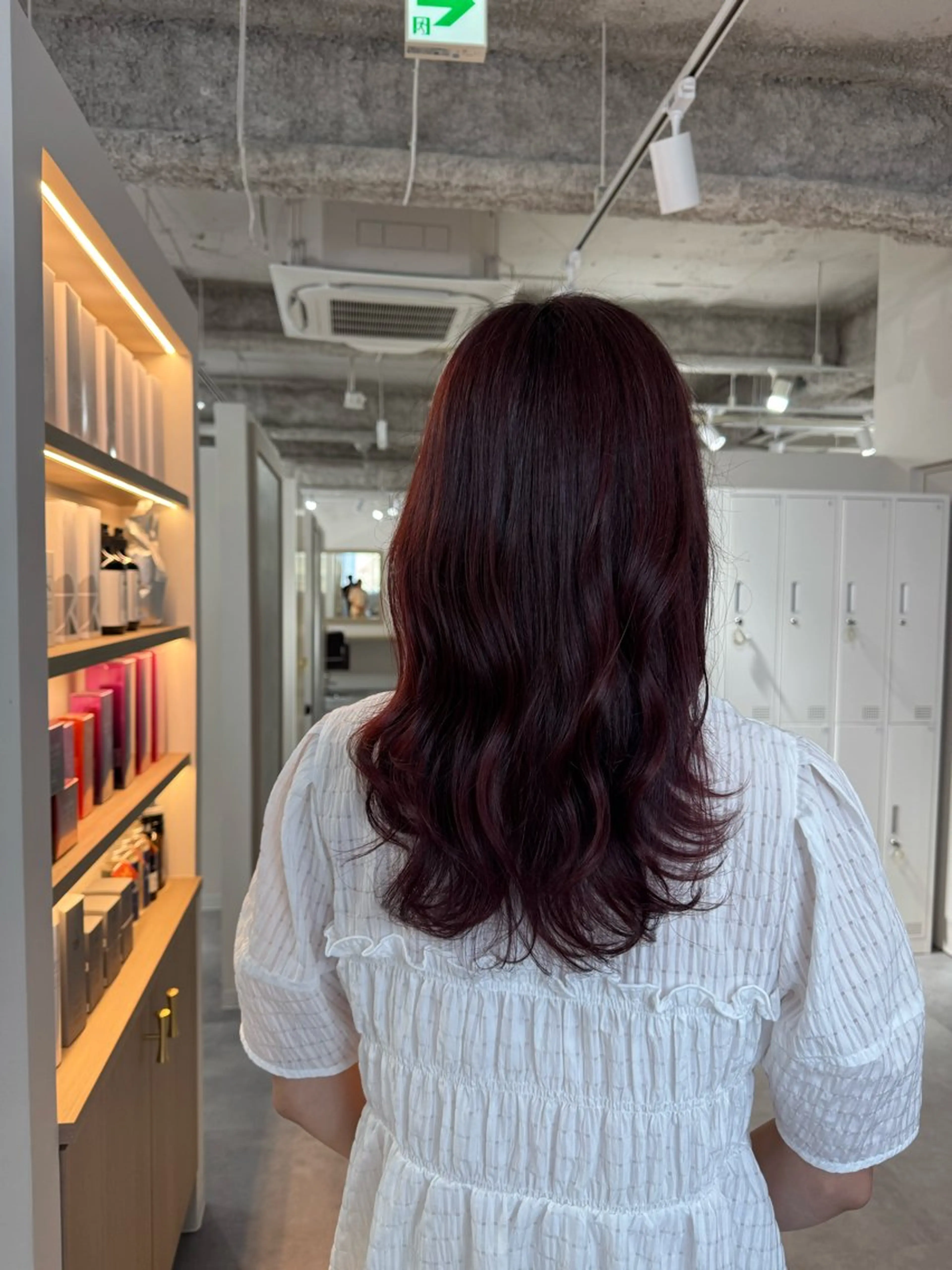 セミロング カラー 🌬️attrait 髪質改善/個室サロンのヘアスタイル