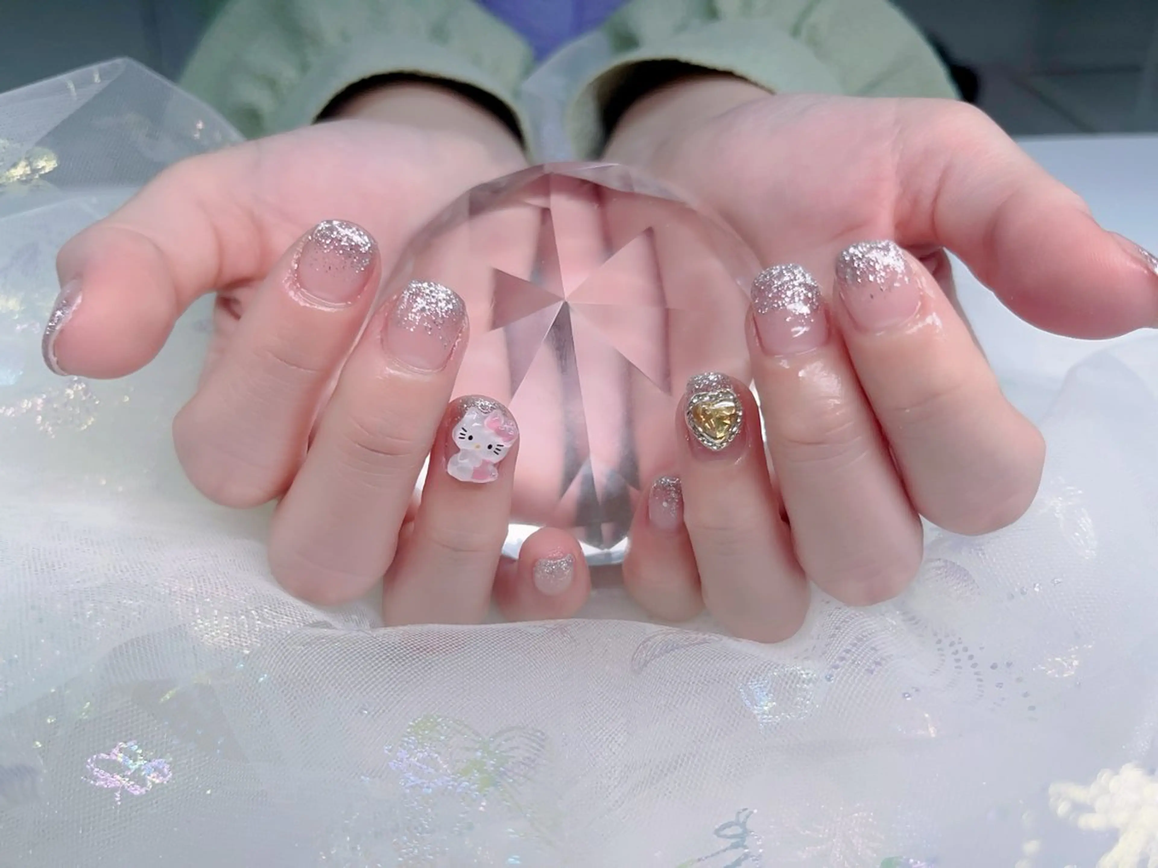 ネイル パーツ全部¥110 サロンミミのネイルデザイン