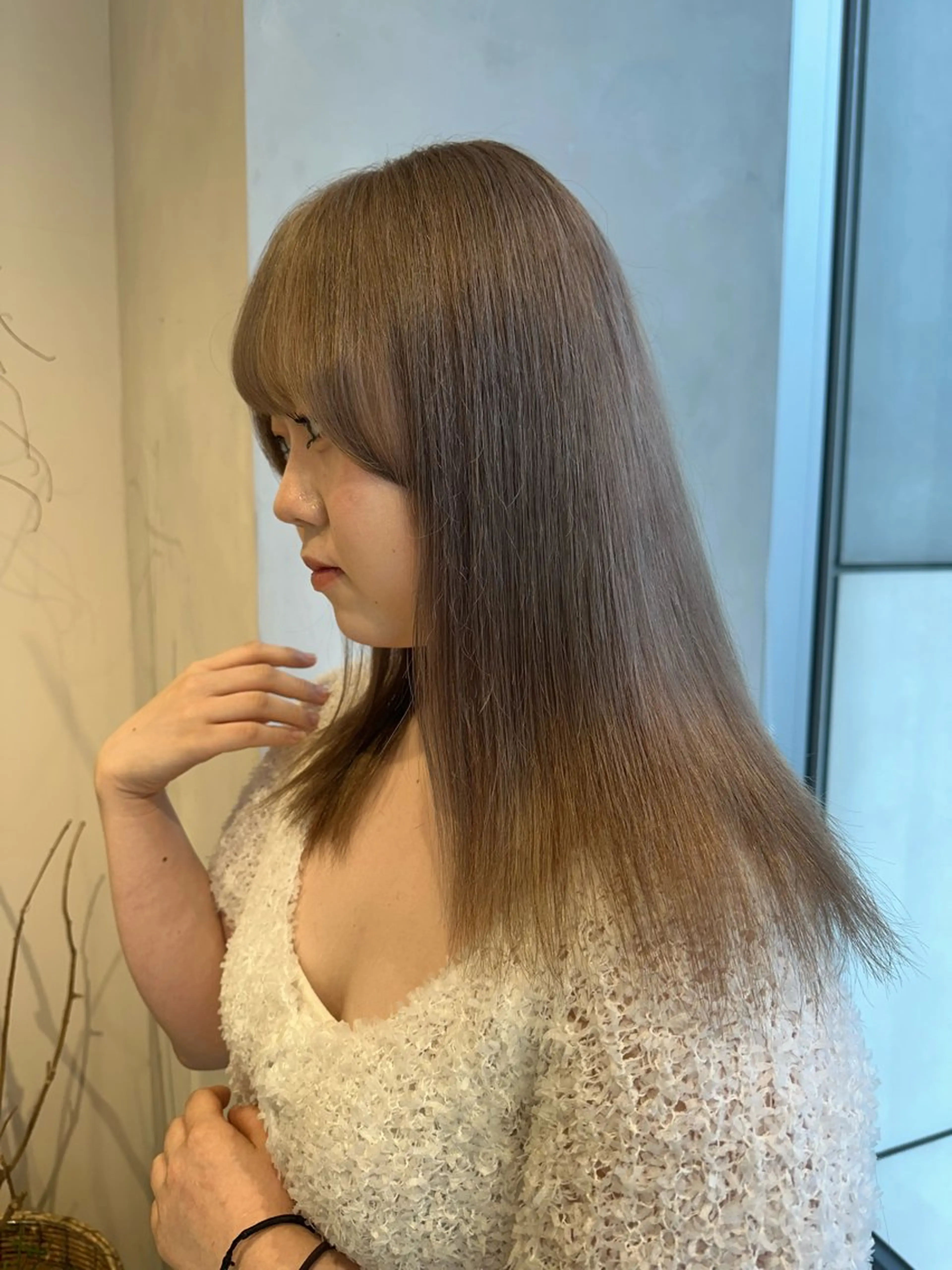 セミロング カラー ベージュカラー ブリーチ 透明感カラー ヘアカラー トリートメント ハイトーン/ショート /akane🐰♥️のヘアスタイル