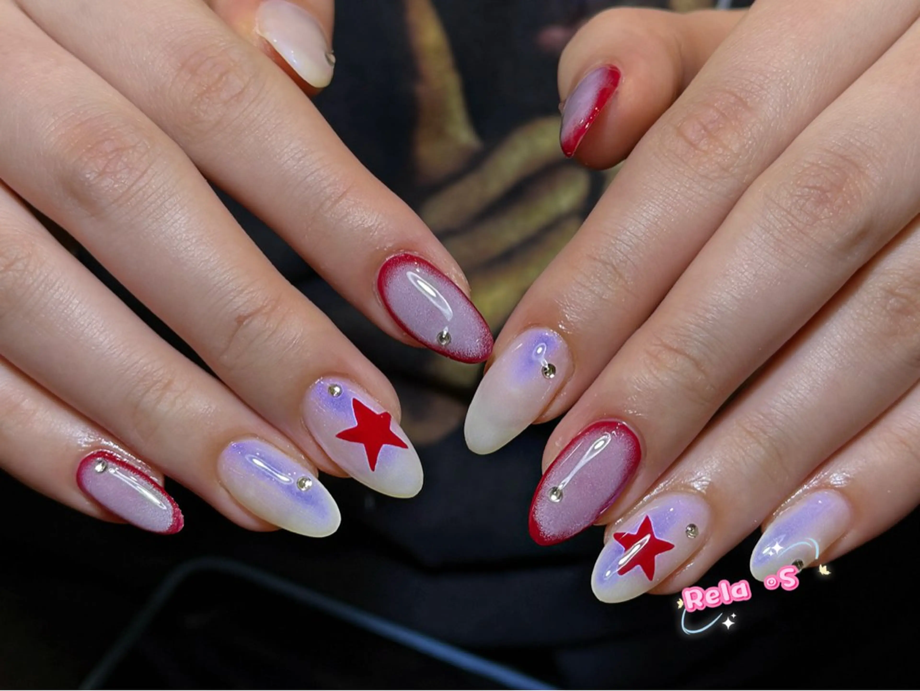 ネイル オーロラネイル 長さ出し フレンチネイル ジェルネイル ガラスフレンチ ハンドネイル Rela・S NAILのネイルデザイン