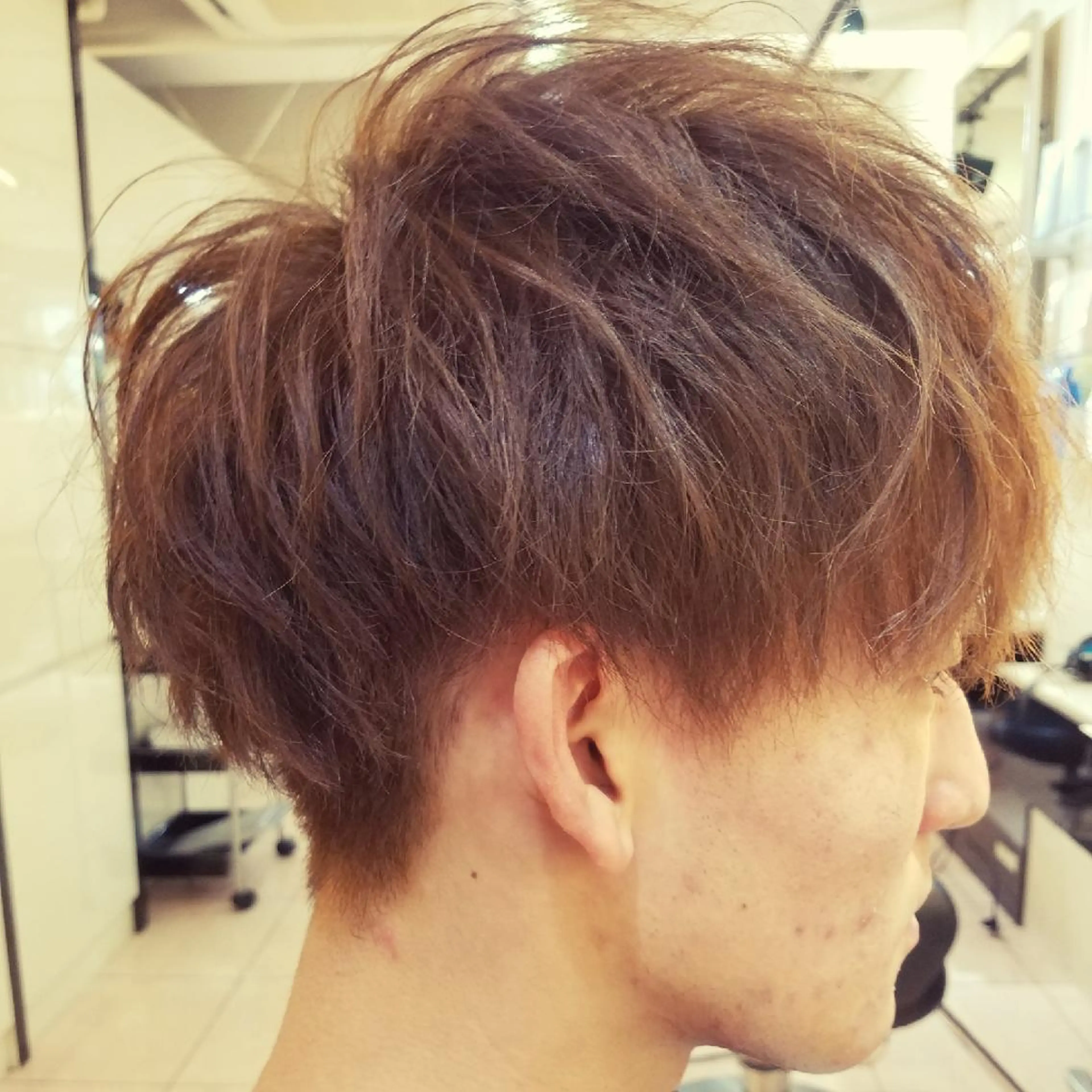 ミディアム パーマ メンズ カット ヘアカラー パーマ To-kai所属・内村 純也のヘアスタイル