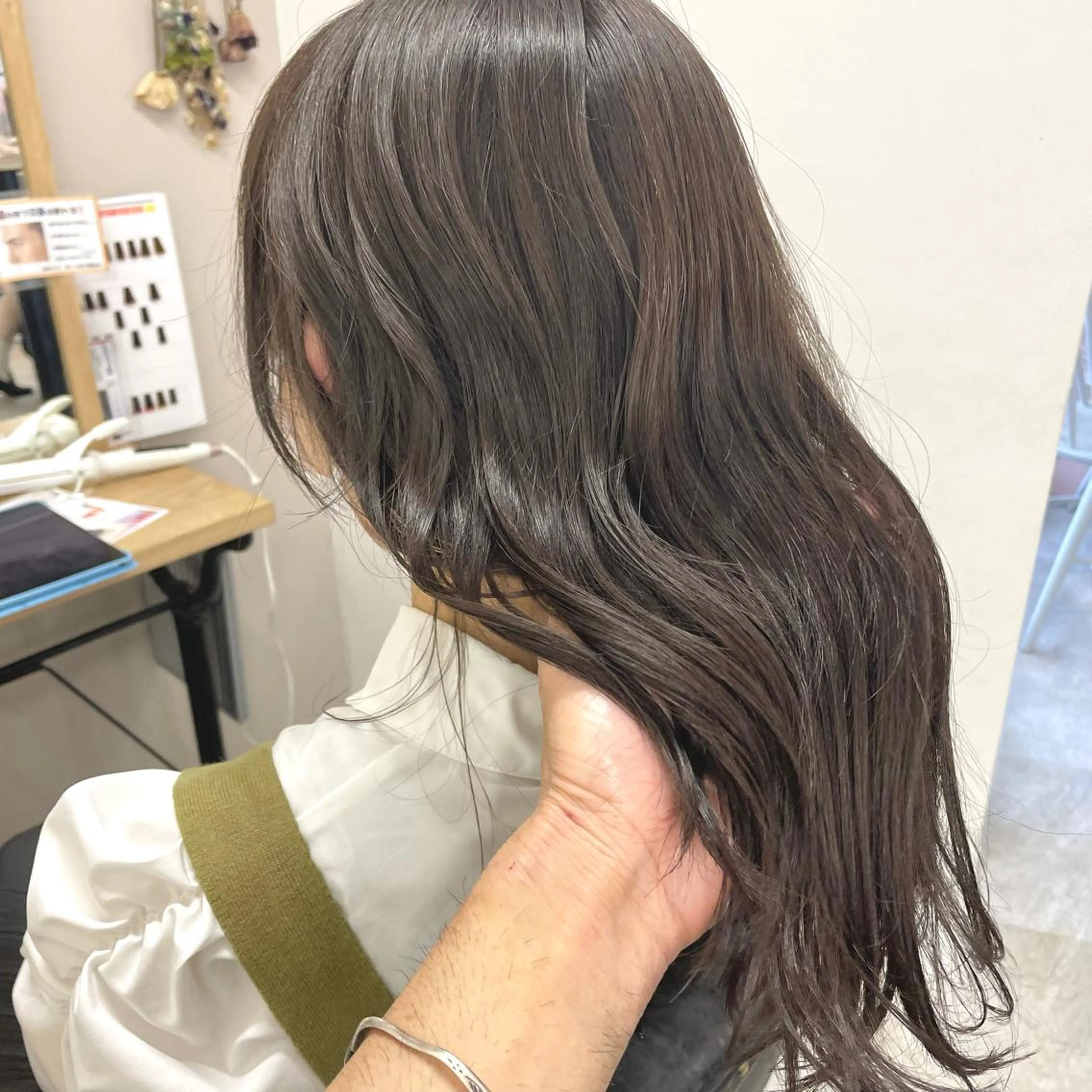 セミロング カラー 🔵暗髪 特化🔵 梅田・増田のヘアスタイル