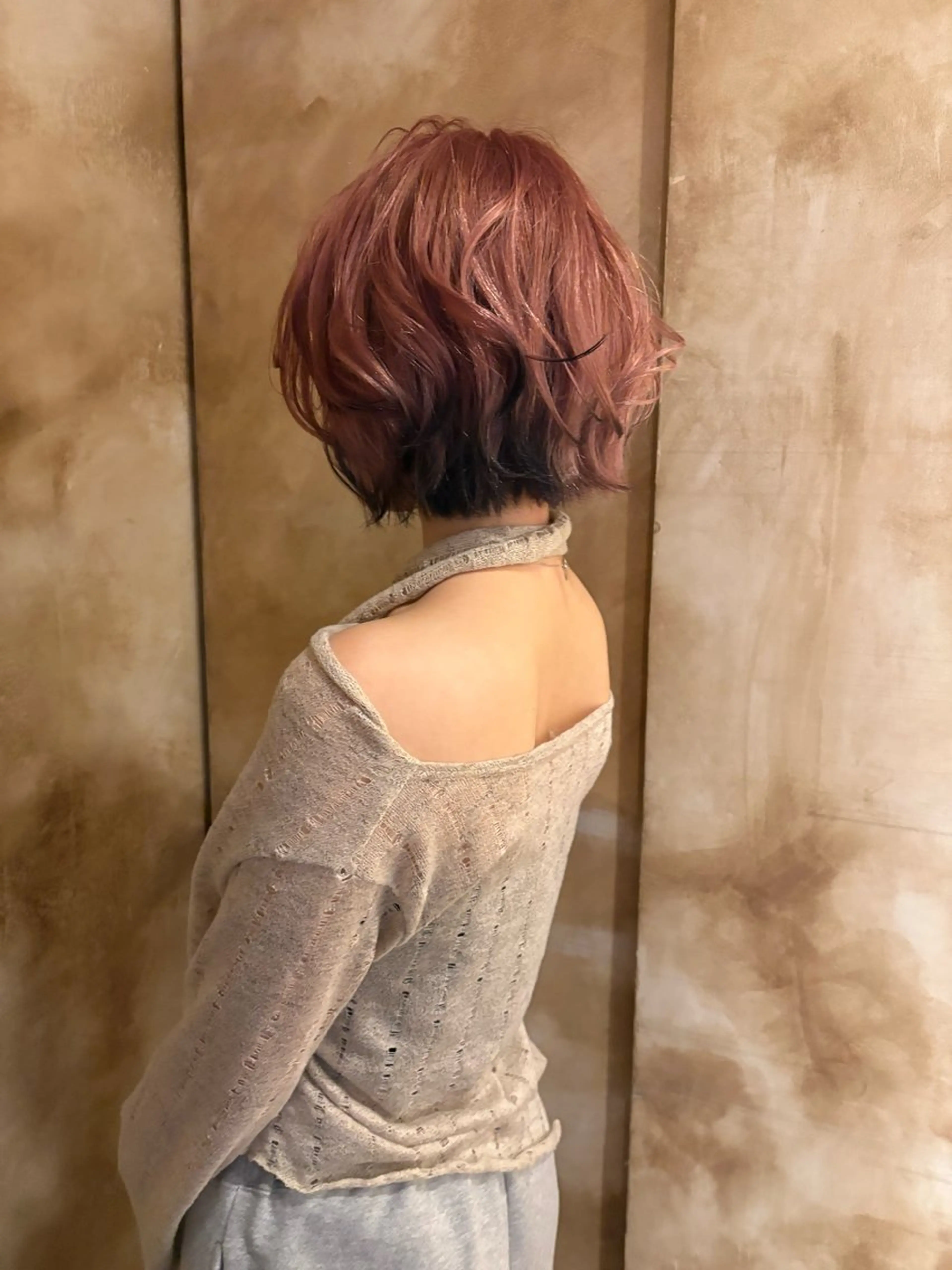 ミディアム ヘアカラー lot Kanau ハイトーン／デザインのヘアスタイル