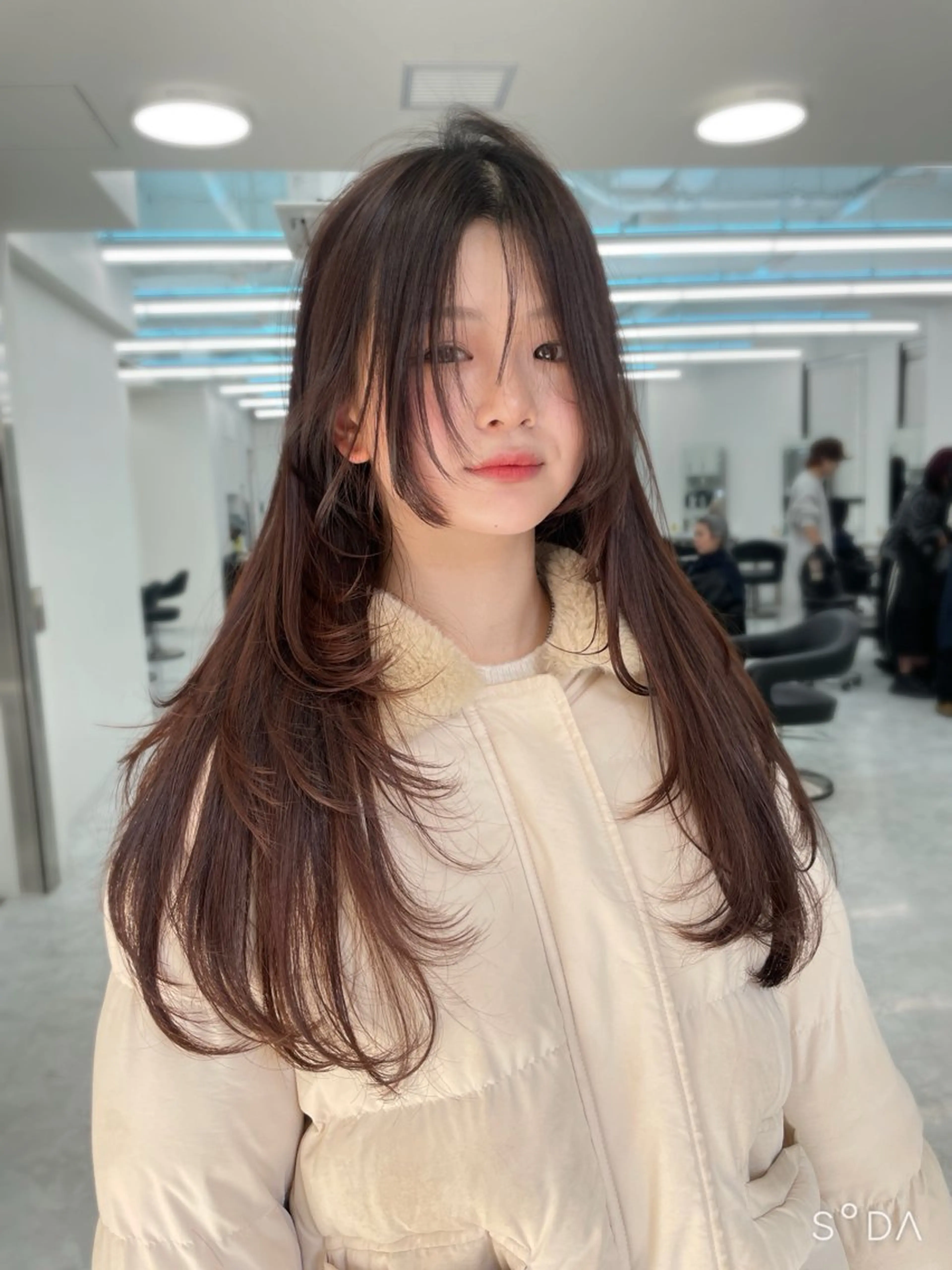 ロング カット ヘアカラー MOE 福岡韓国ヘア✧︎のヘアスタイル