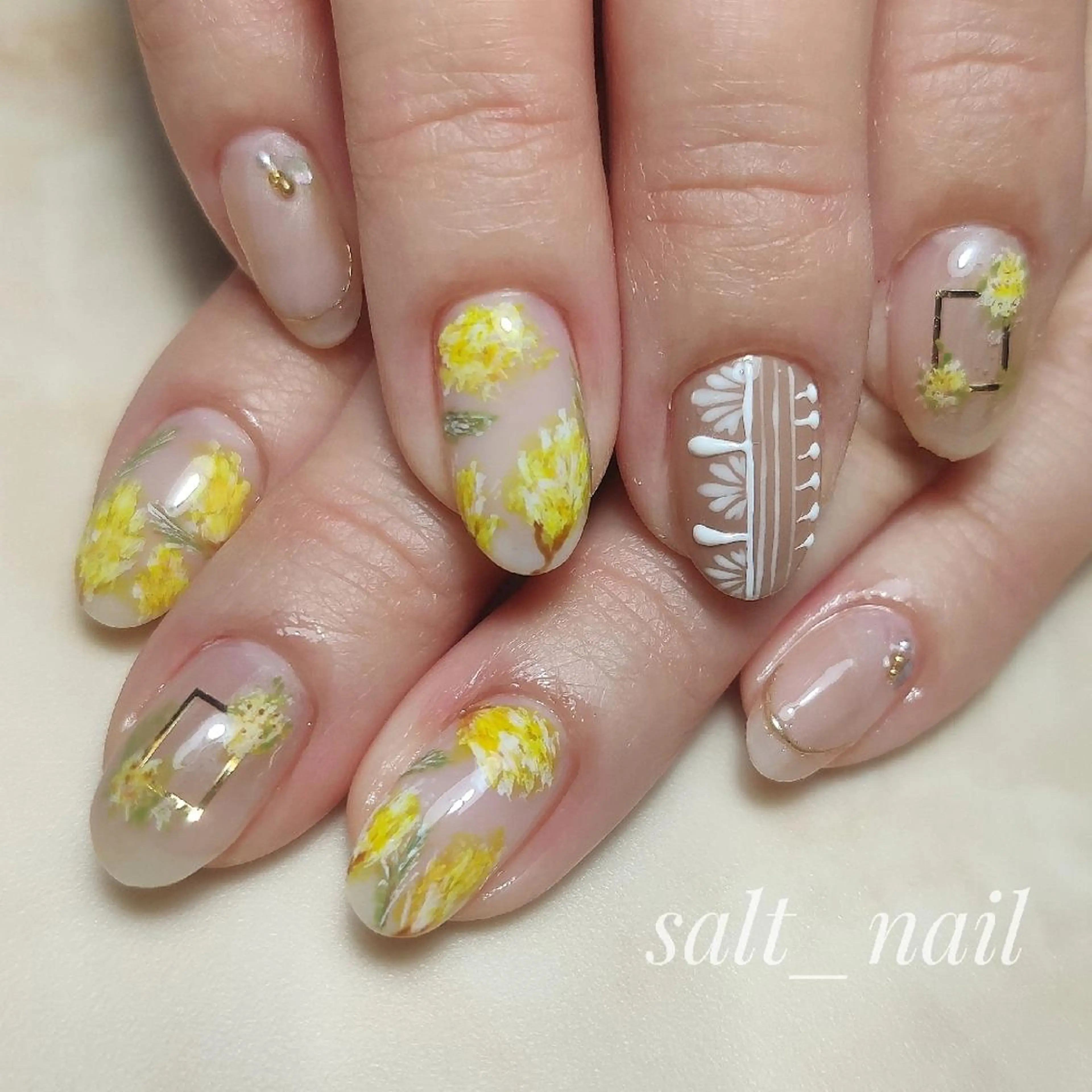 ネイル フラワーネイル 個人サロン saltnailのネイルデザイン