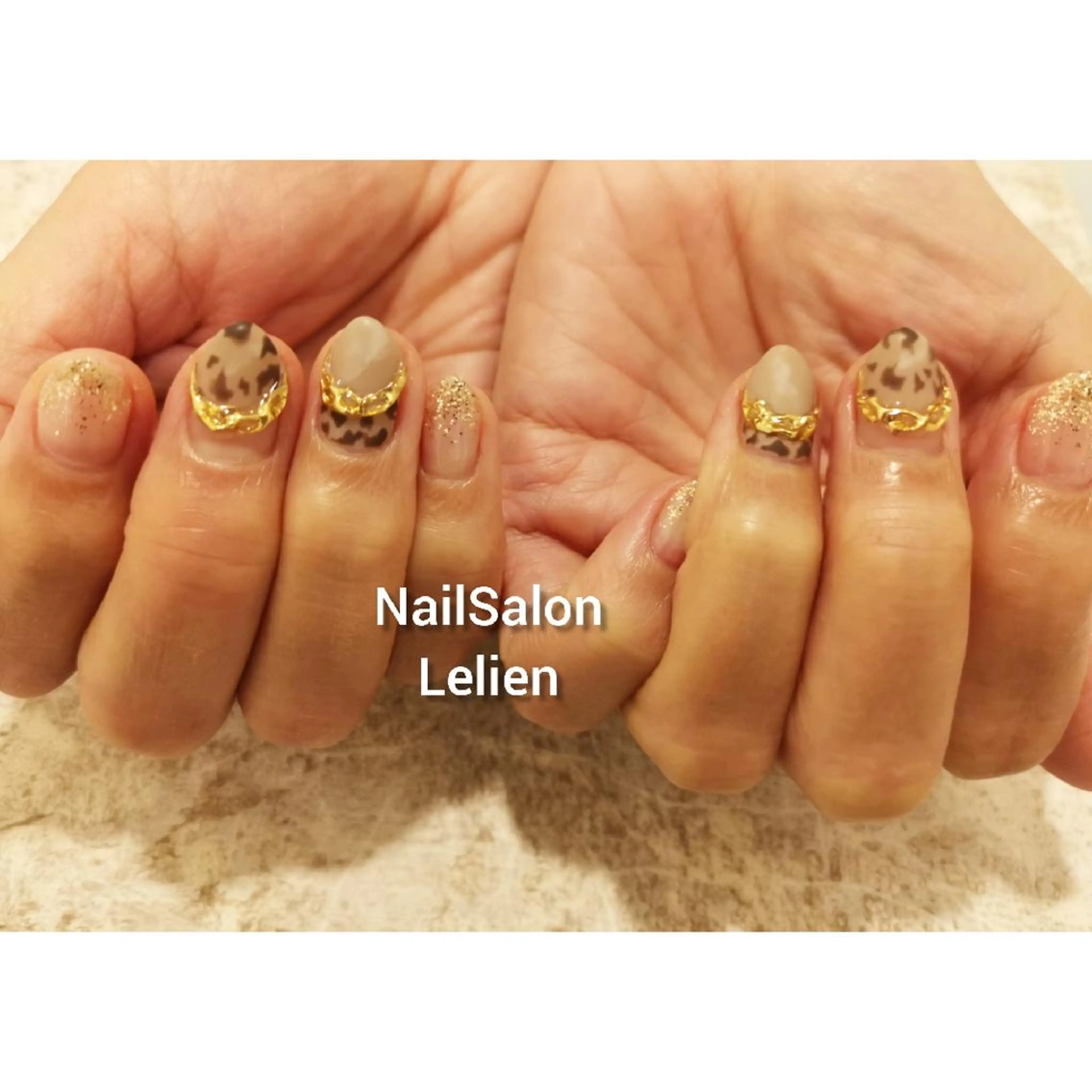 ネイル アニマル柄 ミラーネイル 人気エリア💖完全個室【ルリエ】所属・ネイルサロン Lelienルリエのネイルデザイン