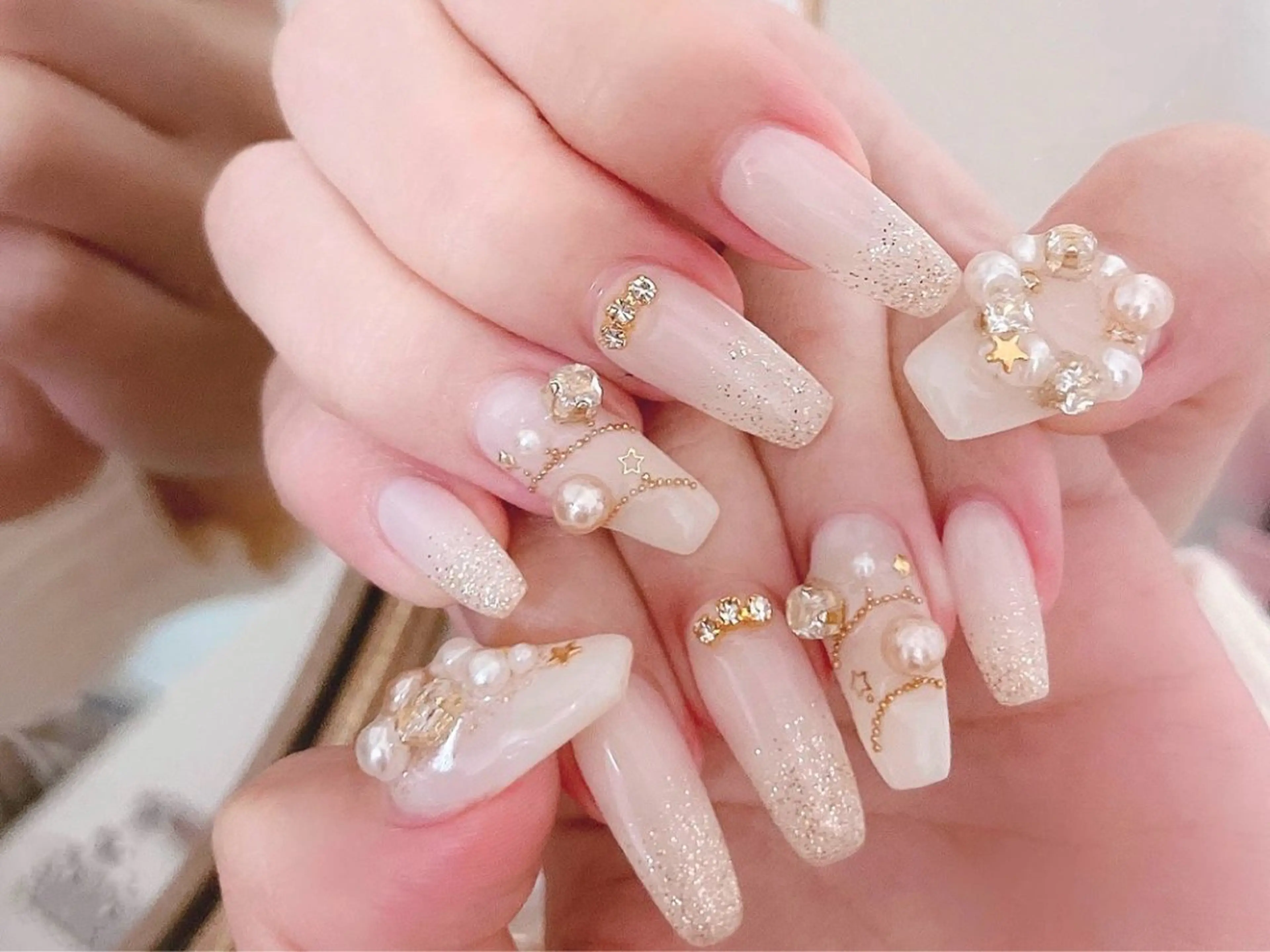 ネイル 持ち込み ハンドネイル ハンドケア Lulu’s ネイルのネイルデザイン