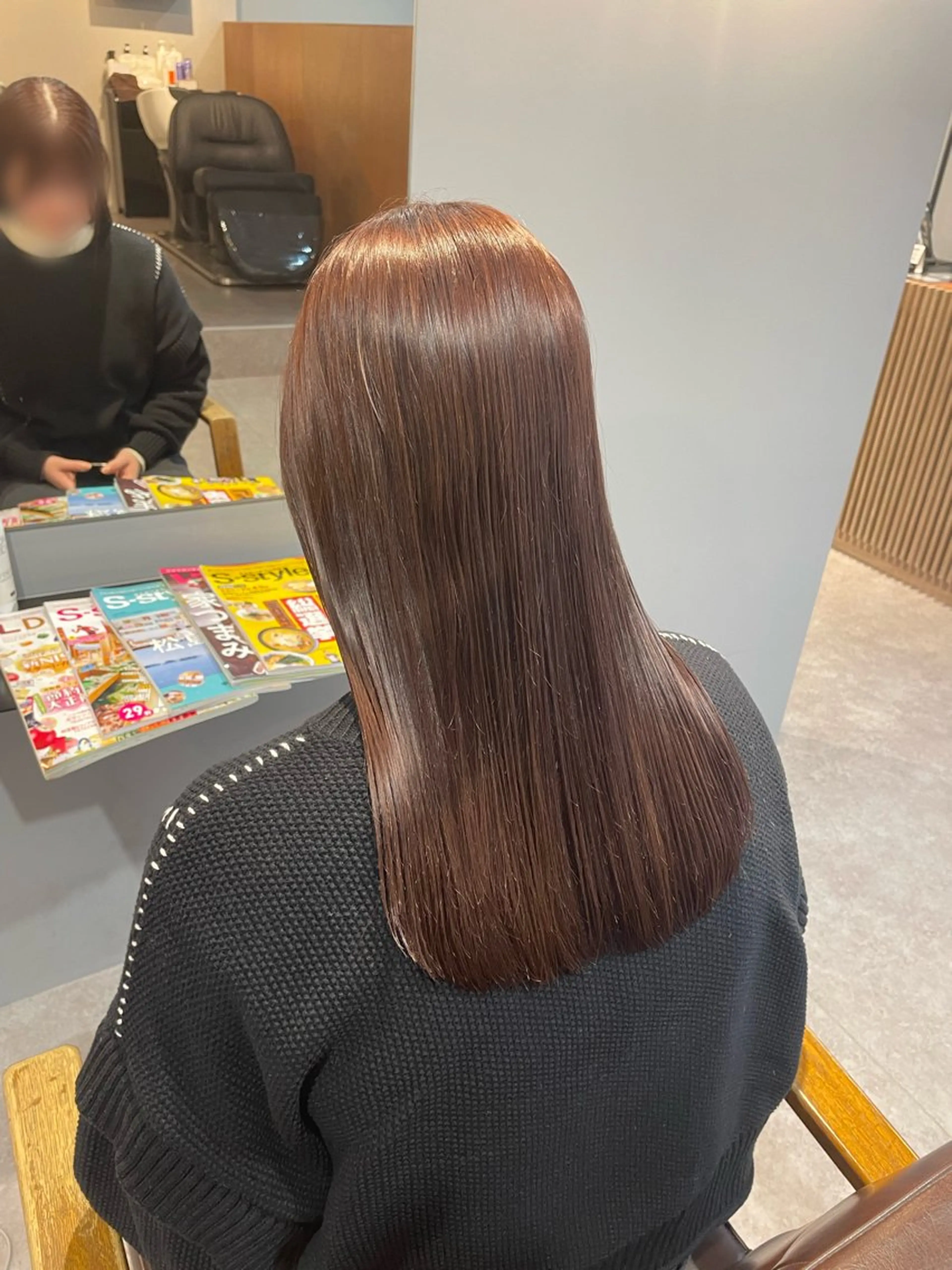 セミロング Mimi🎀 ブリーチなしＷカラーのヘアスタイル