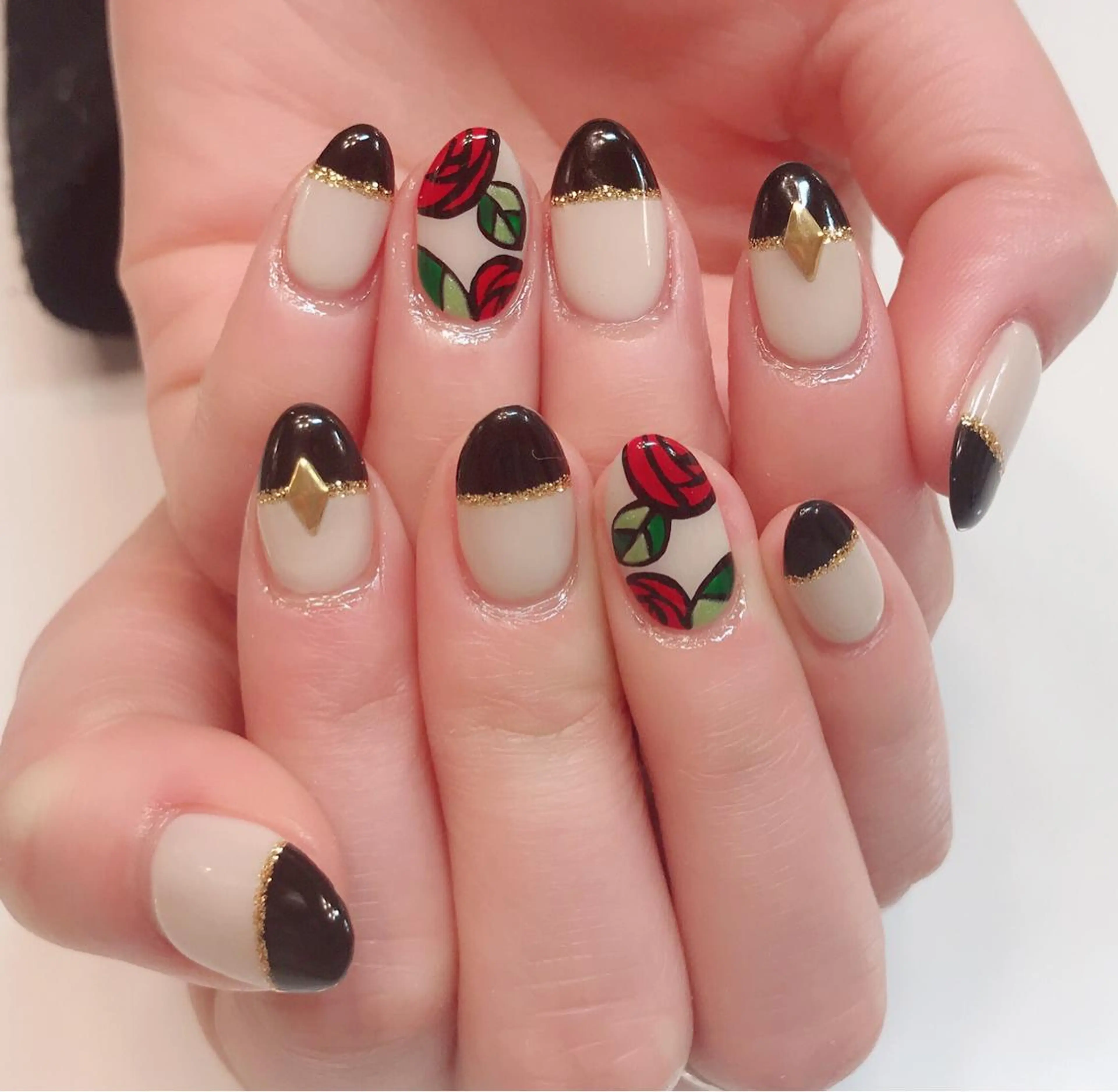 カラー ネイル Q Free nailsのネイルデザイン