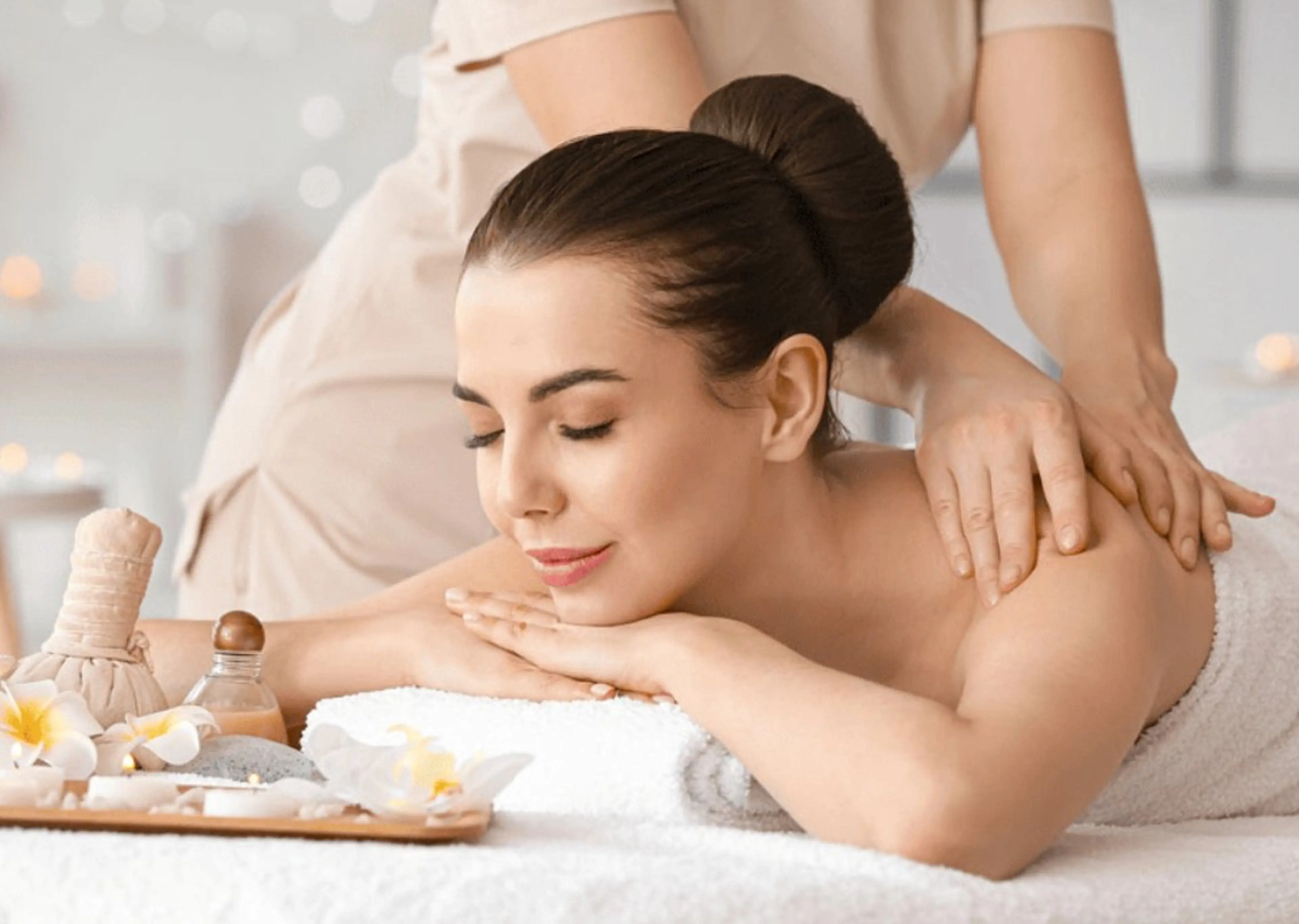 オイルマッサージ60分+タイ古式マッサージ60分の写真